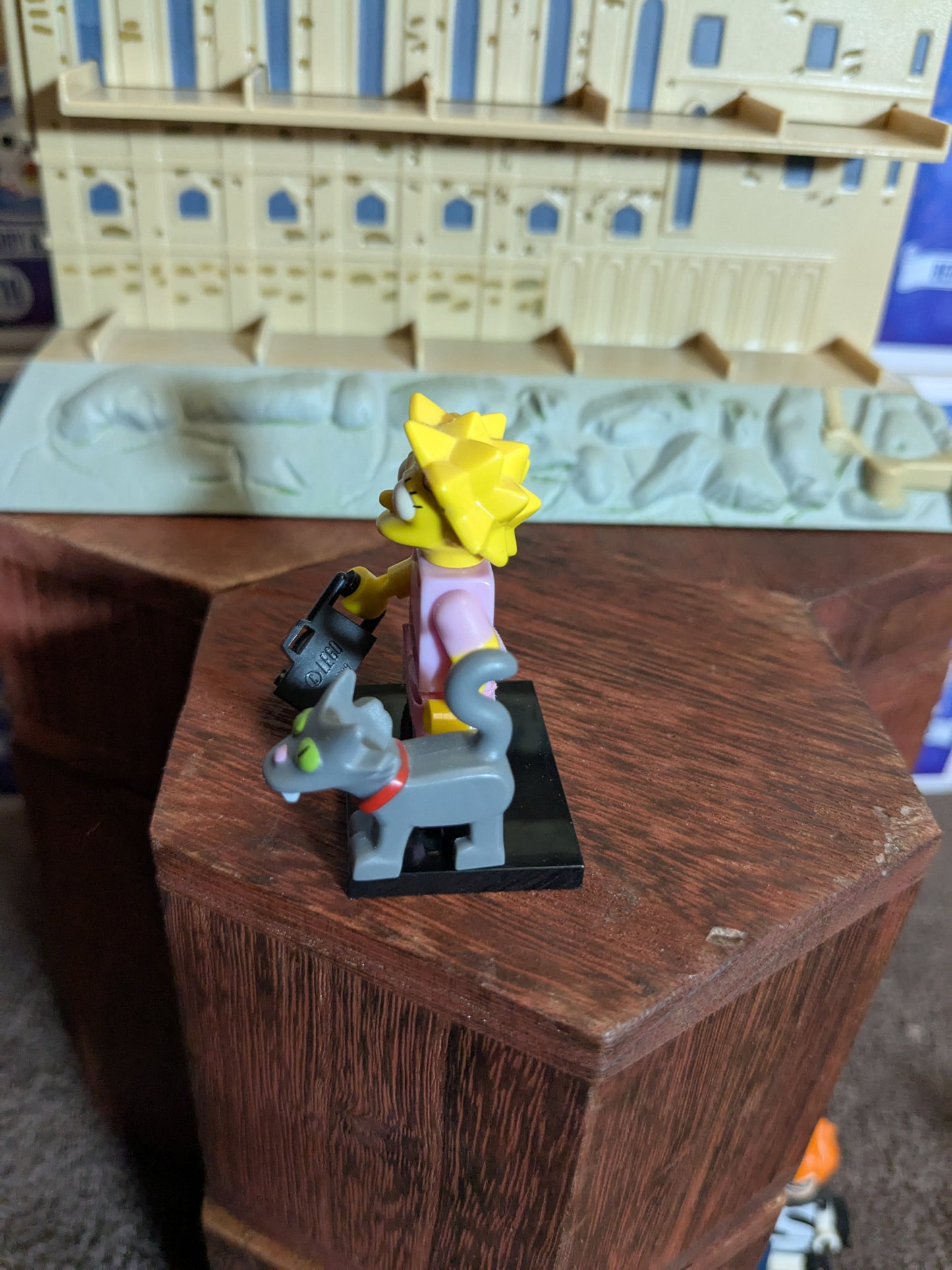 Lego Minifigures : Lisa Simpsons