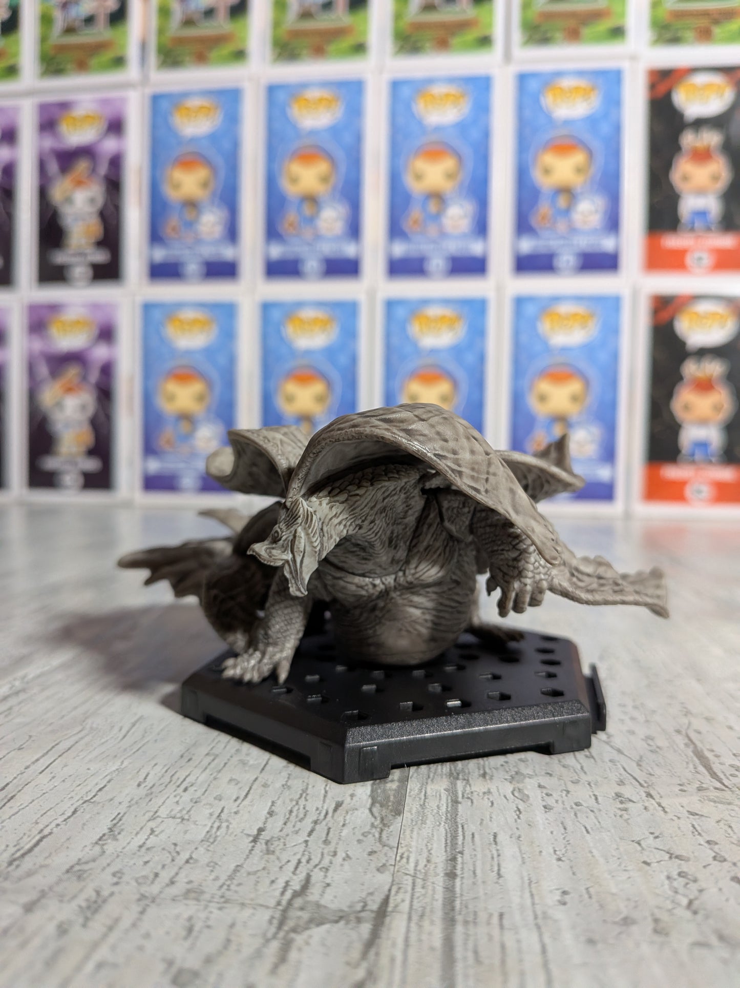 Capcom Figure Builder - CFB Vol. 28 - Monster Hunter Wilds - Uth Duna | Uzutuna (Stone Version) - env. 10cm