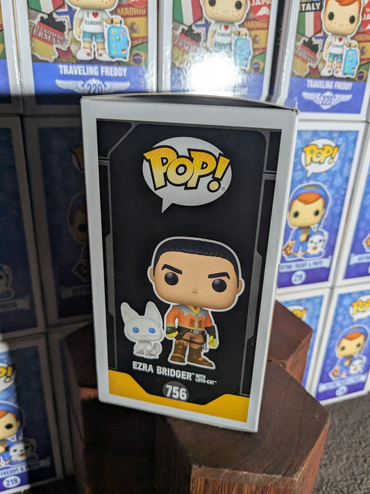 Funko pop 756 : Ezra Bridger with Loth-Cat (AE) - CapyToys