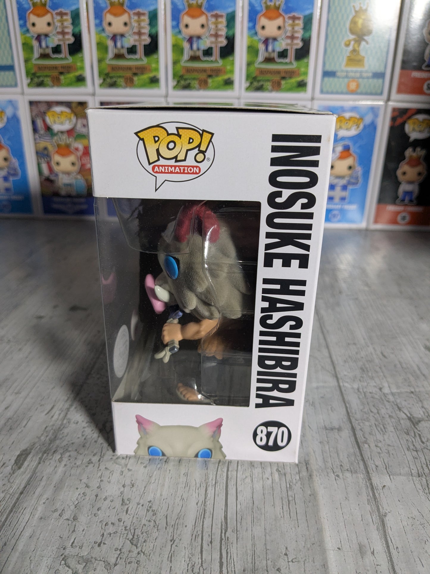 Funko pop 870 : Inosuke Hashibira (Flocked)