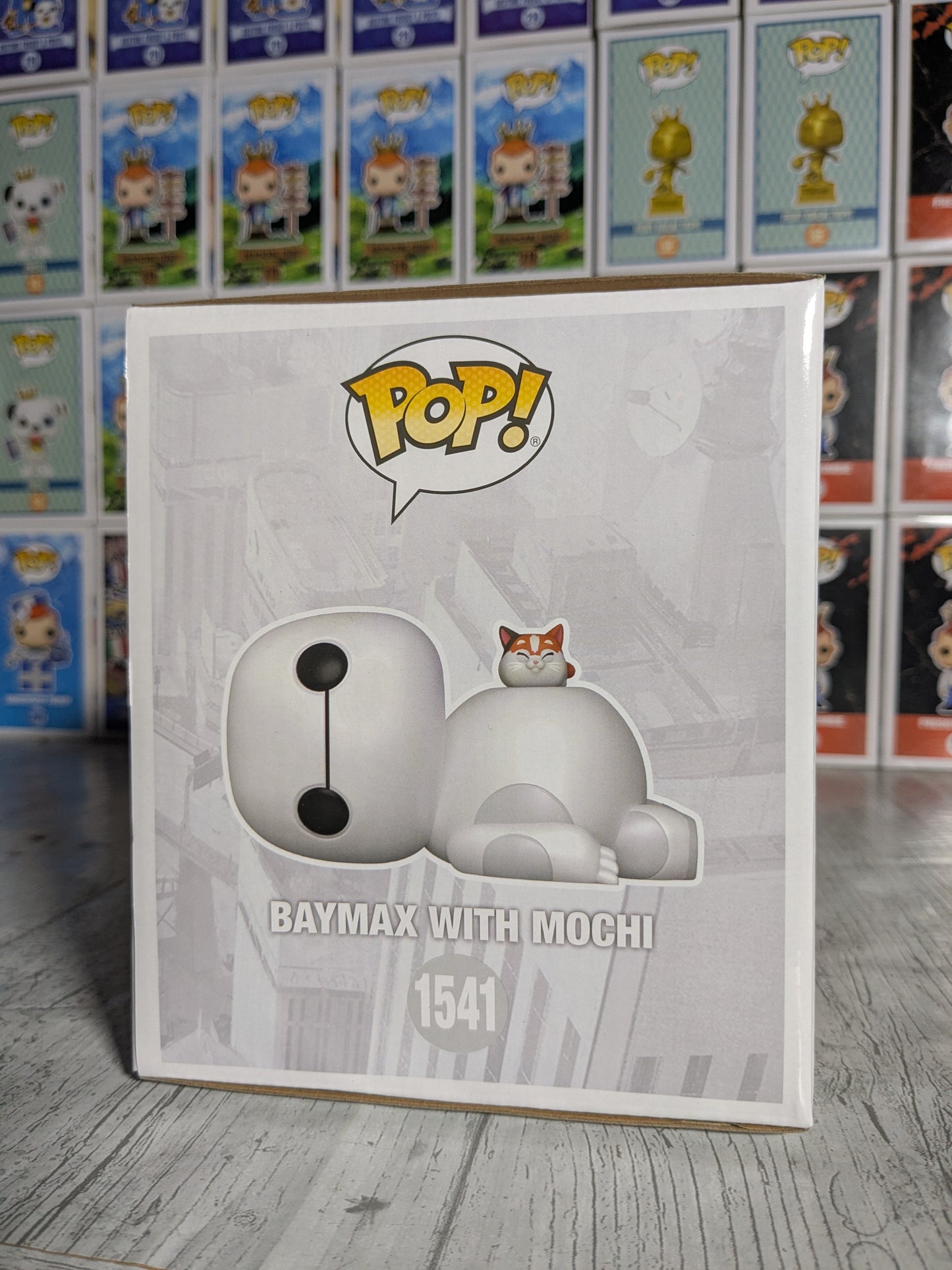 Funko pop 1541 : Baymax with Mochi