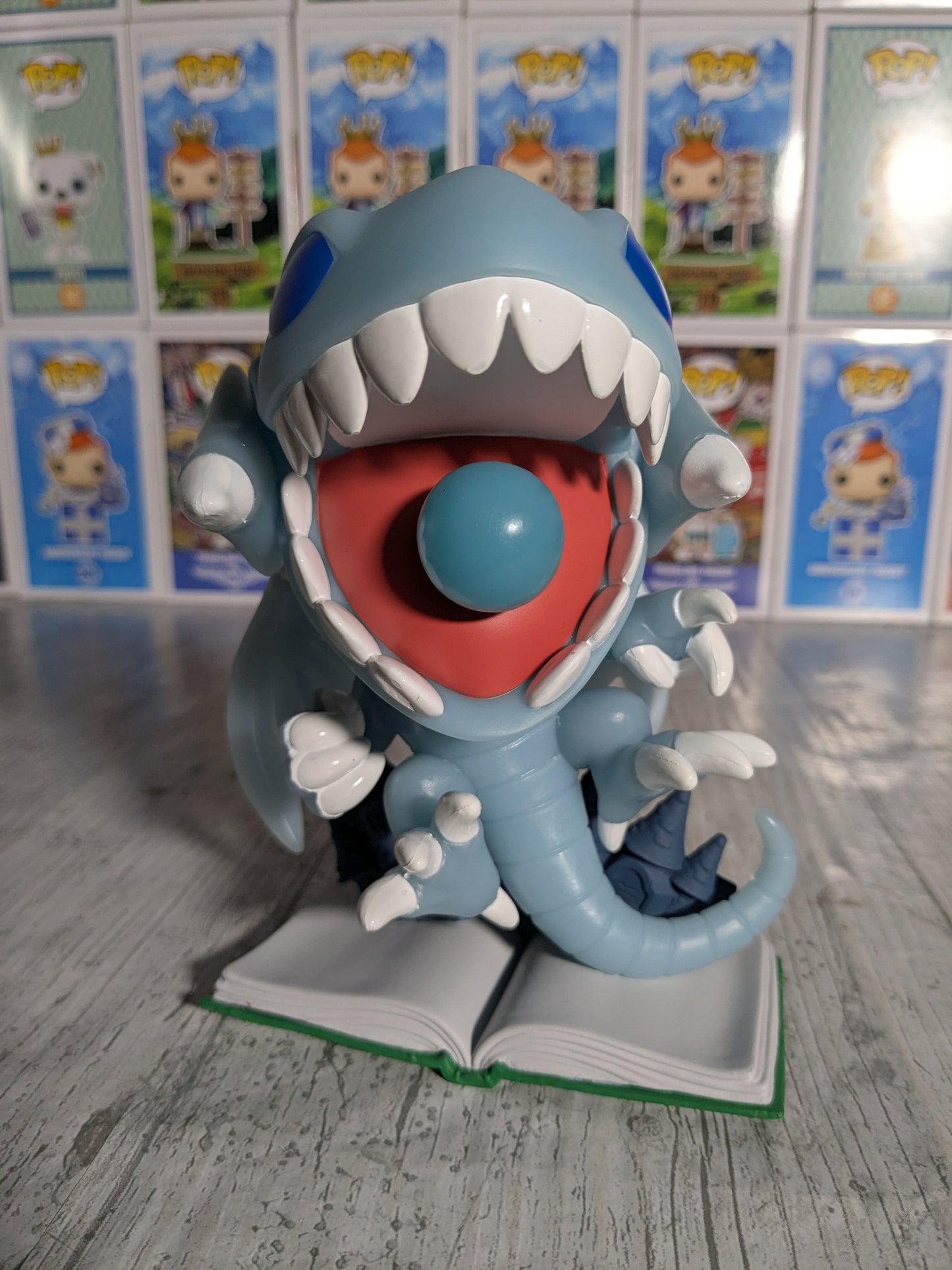 Funko pop 1478 : Blue-Eyes Toon Dragon (Glow/Damaged Box/Opened)