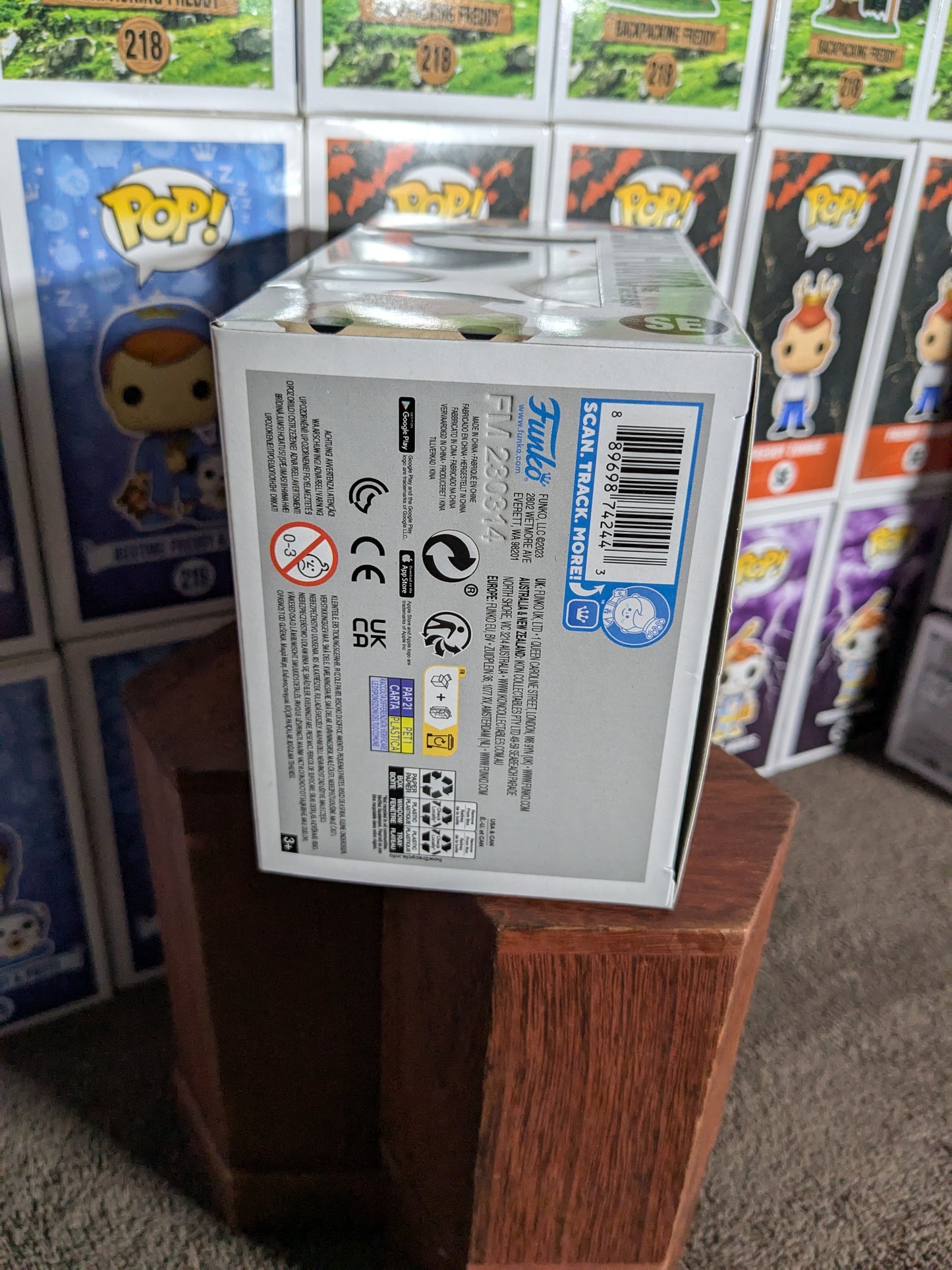 Funko pop SE : Freddy Funko as The Flash Bundle