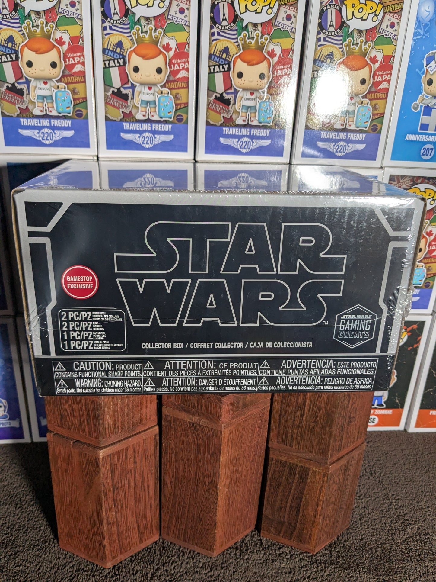 Funko pop Collector Box Knights of the Old Republic (GameStop) - CapyToys