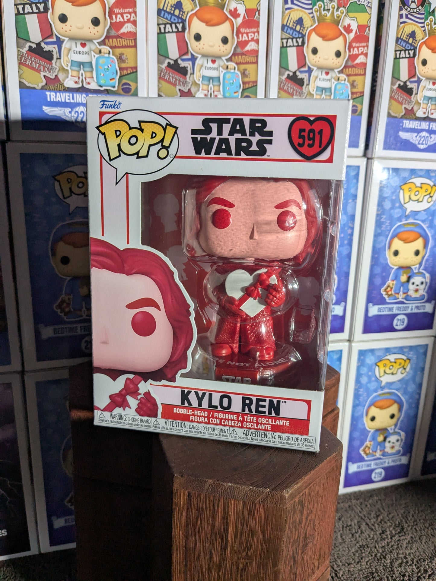 Funko pop 591 : Kylo Ren - CapyToys
