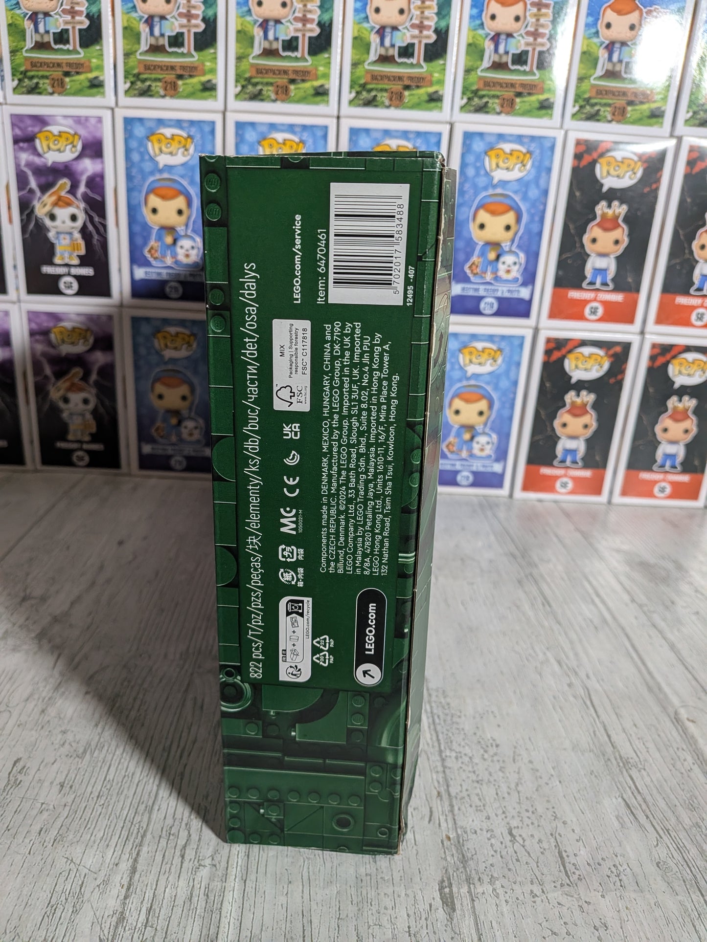 LEGO Icons #10328 - Bouquet of Roses (Damaged Box)