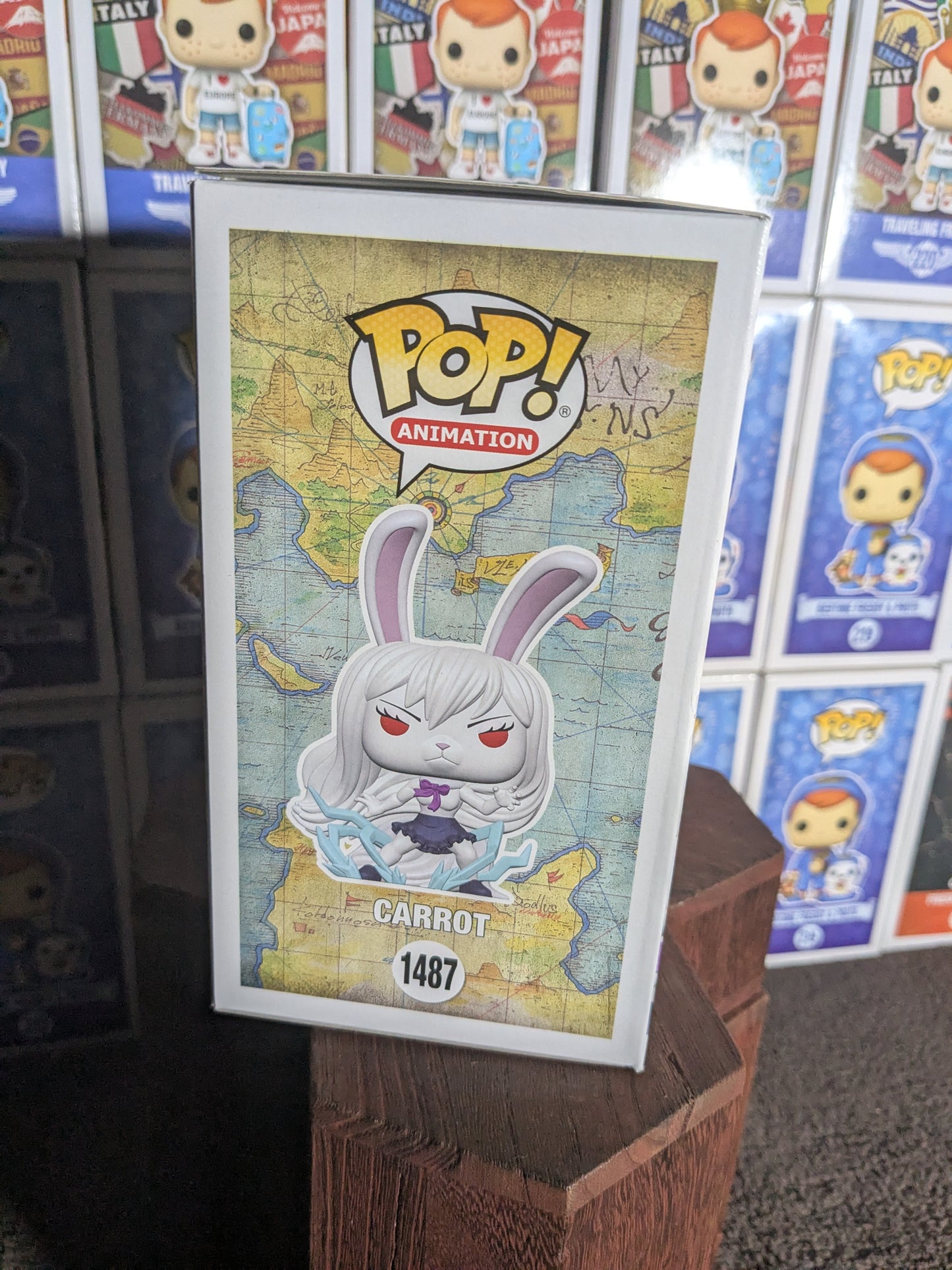 Funko pop 1487 : Carrot (Damaged Box)