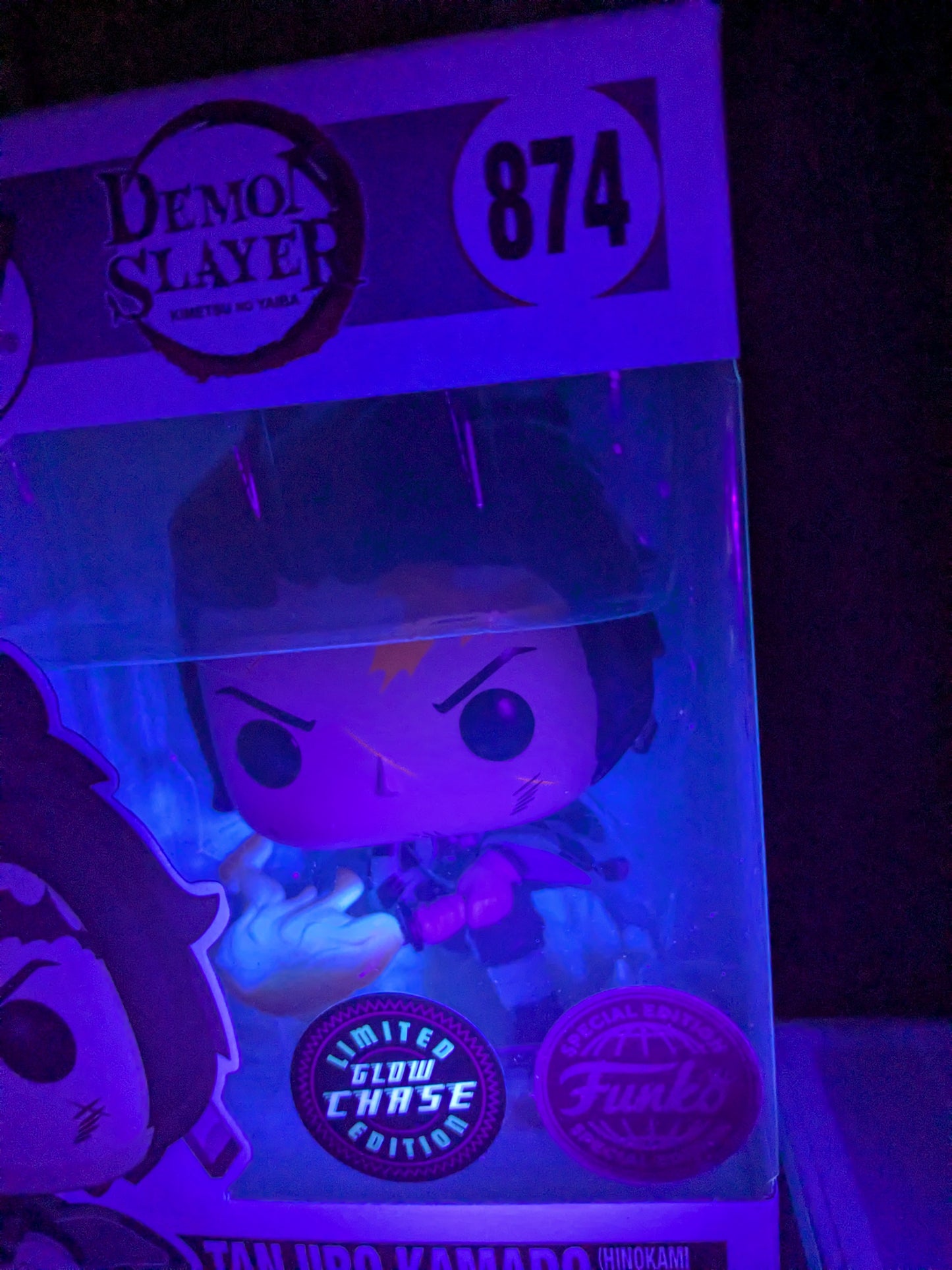Funko Pop 874: Tanjiro Kamado Hinokami Kagura Dance (Chase)