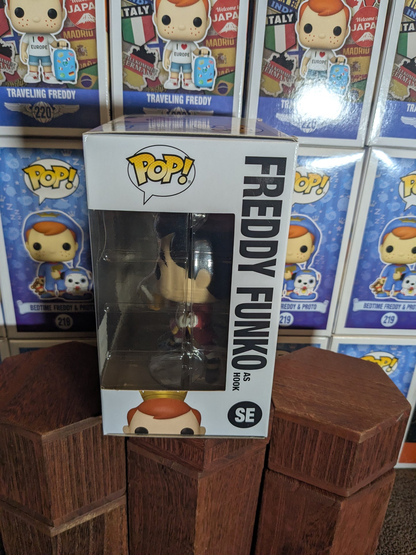 Funko pop SE: Freddy Funko nei panni di Hook (3500 pezzi)