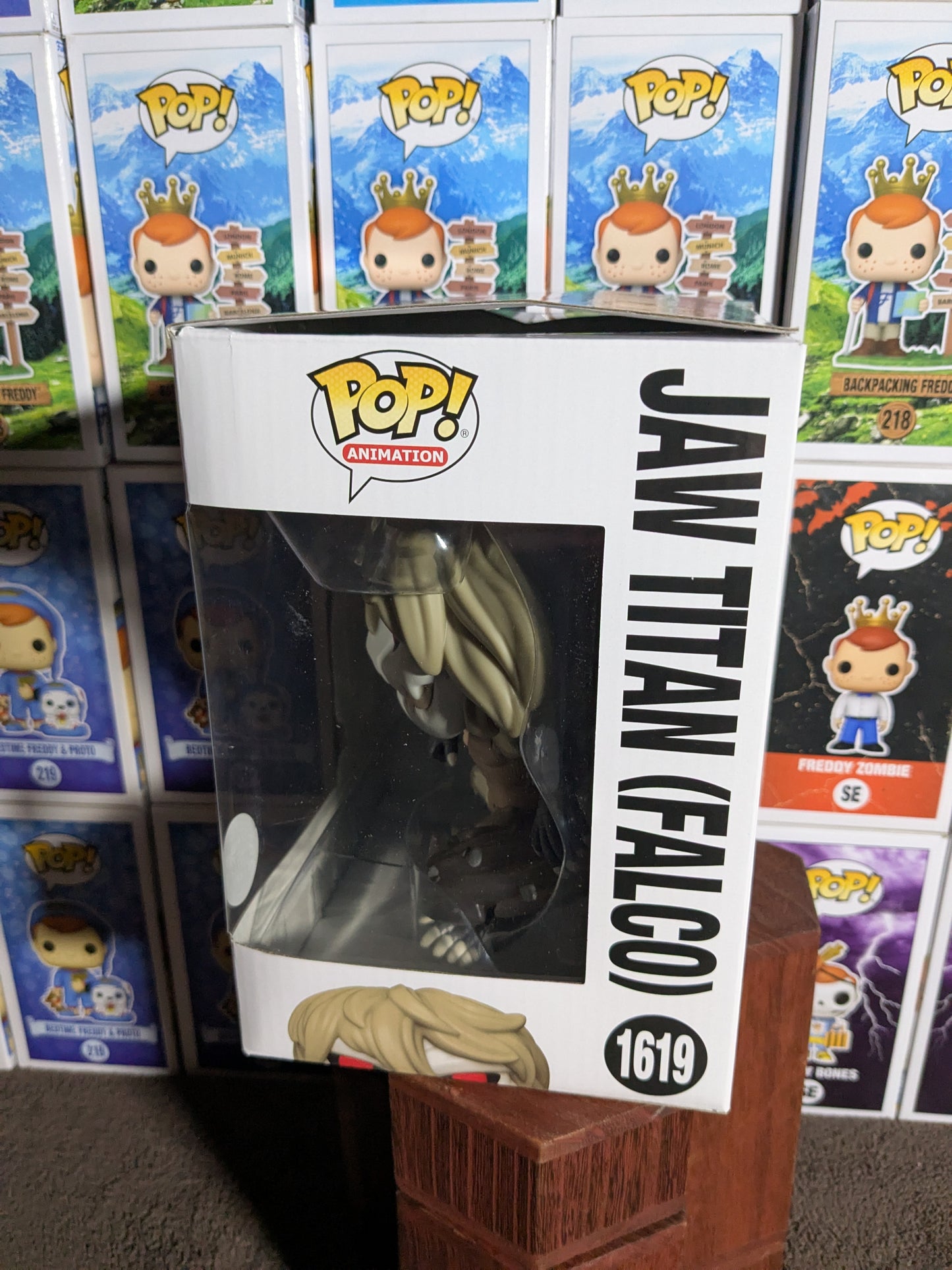 Funko pop 1619 : Jaw Titan (Damaged Box / Opened)