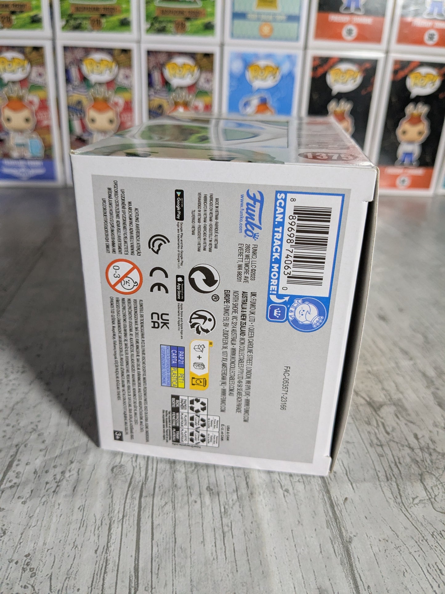 Funko pop 1375 : The Witch Mother (Damaged Box)