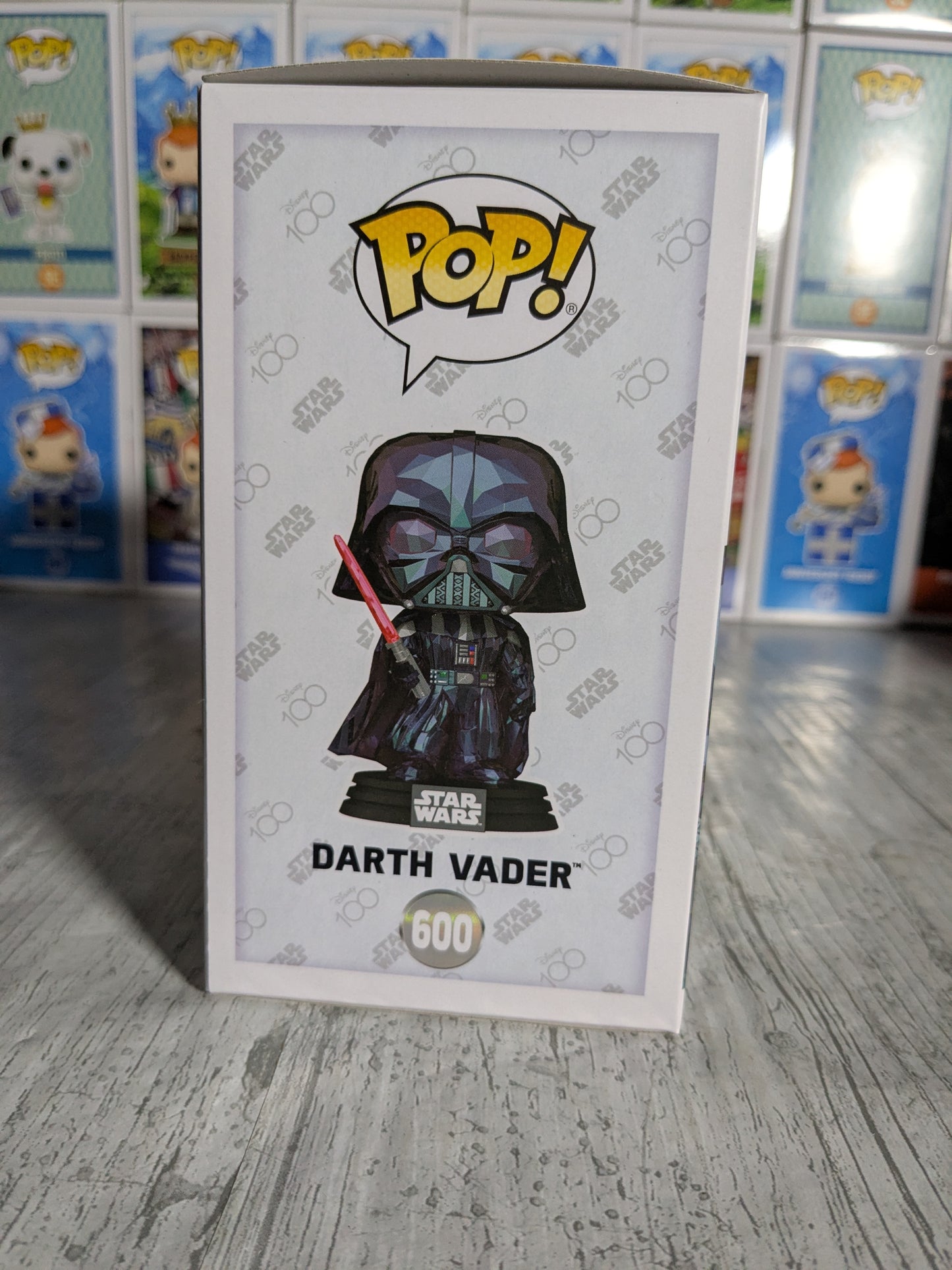 Funko pop 600 : Darth Vader