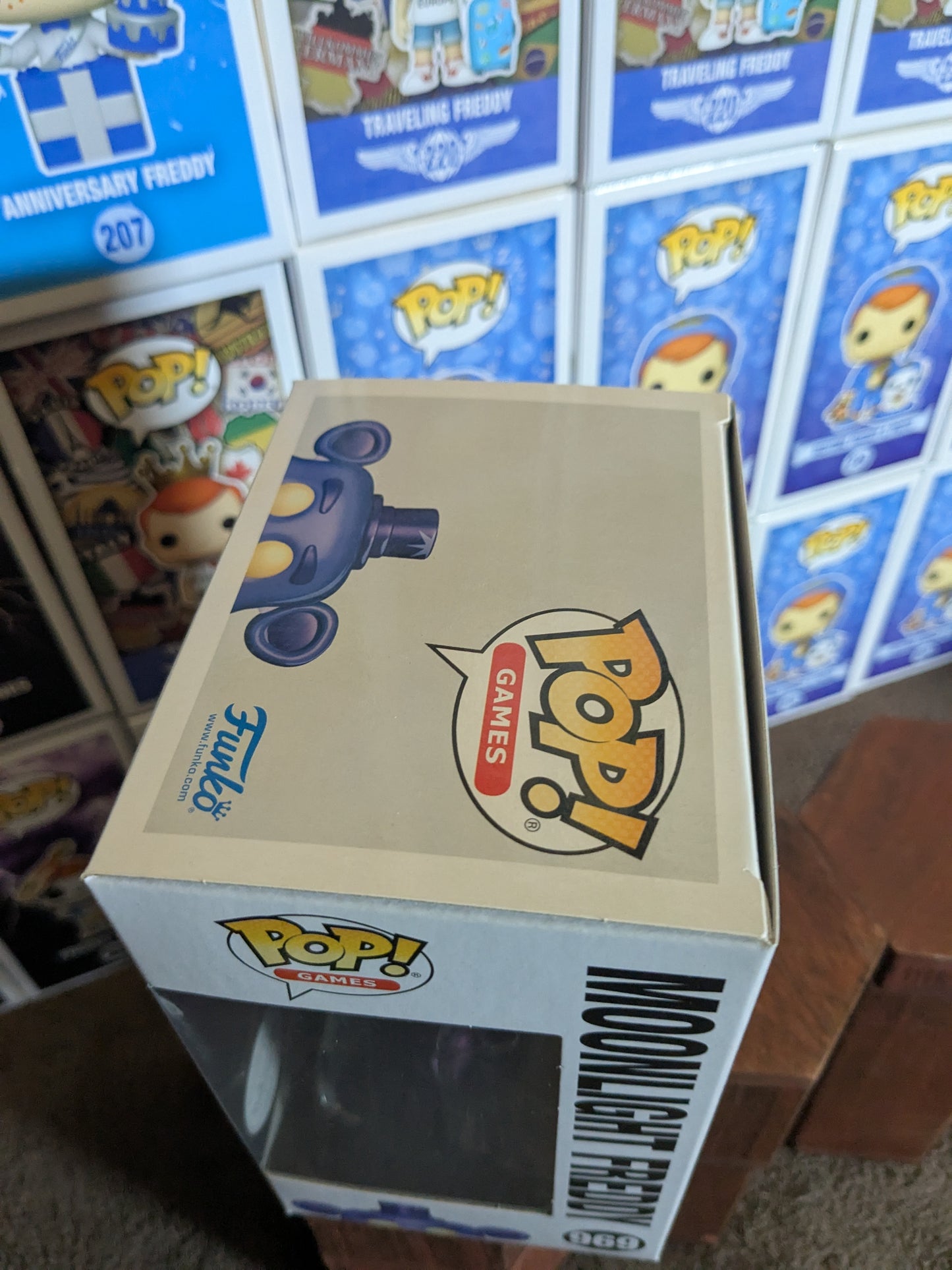 Funko Pop 969: Moonlight Freddy
