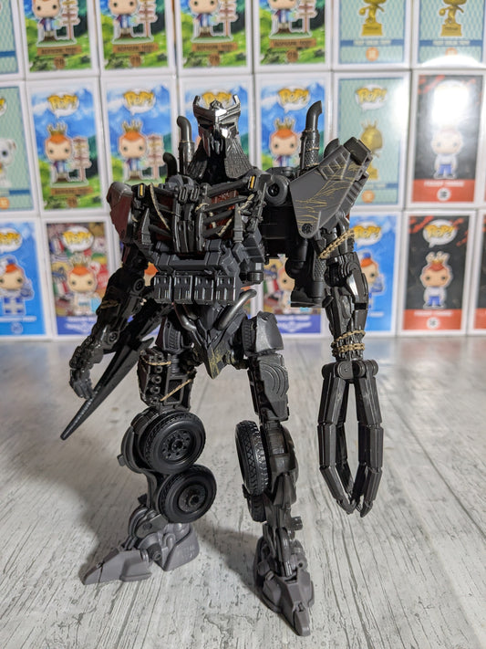 Studio Series 101 : Scourge