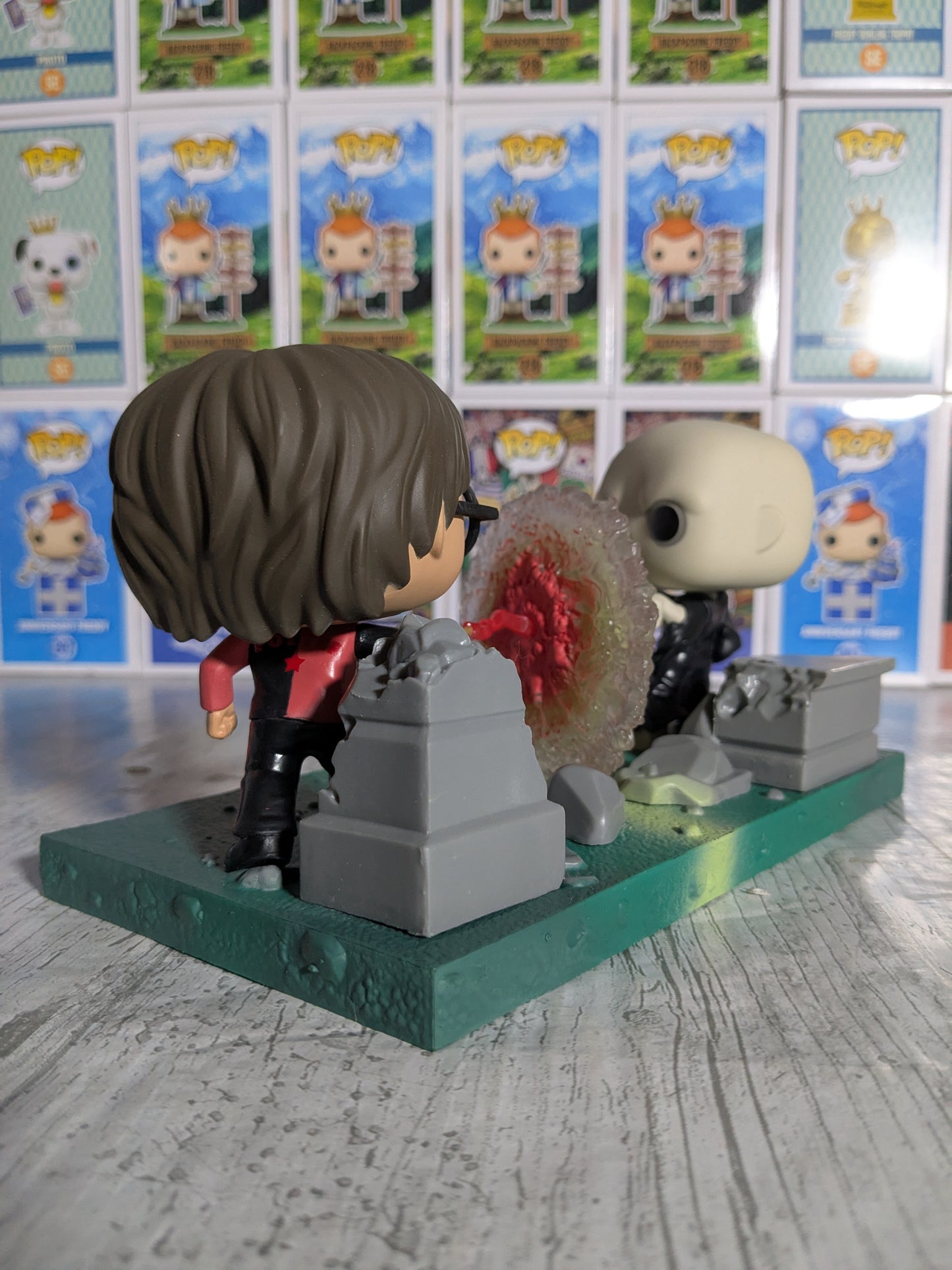 Funko pop 119 : Harry vs Voldemort (Opened/Damaged Box)