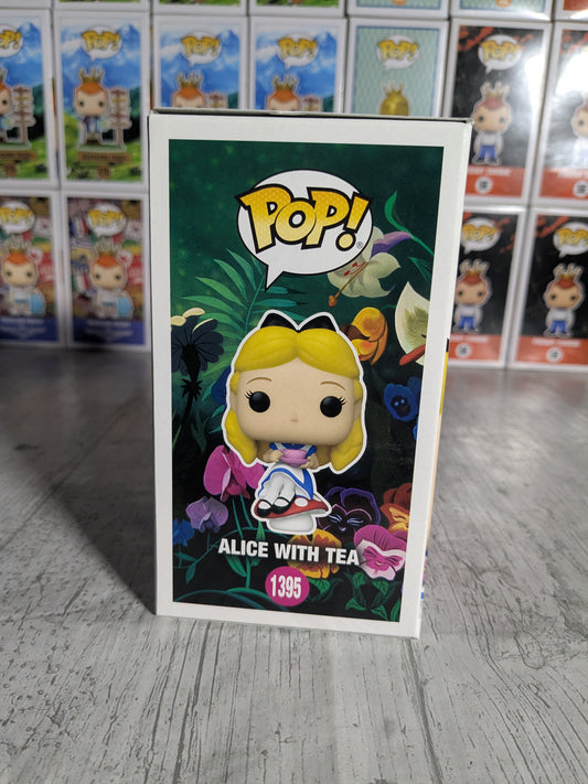 Funko pop 1395 : Alice with Tea