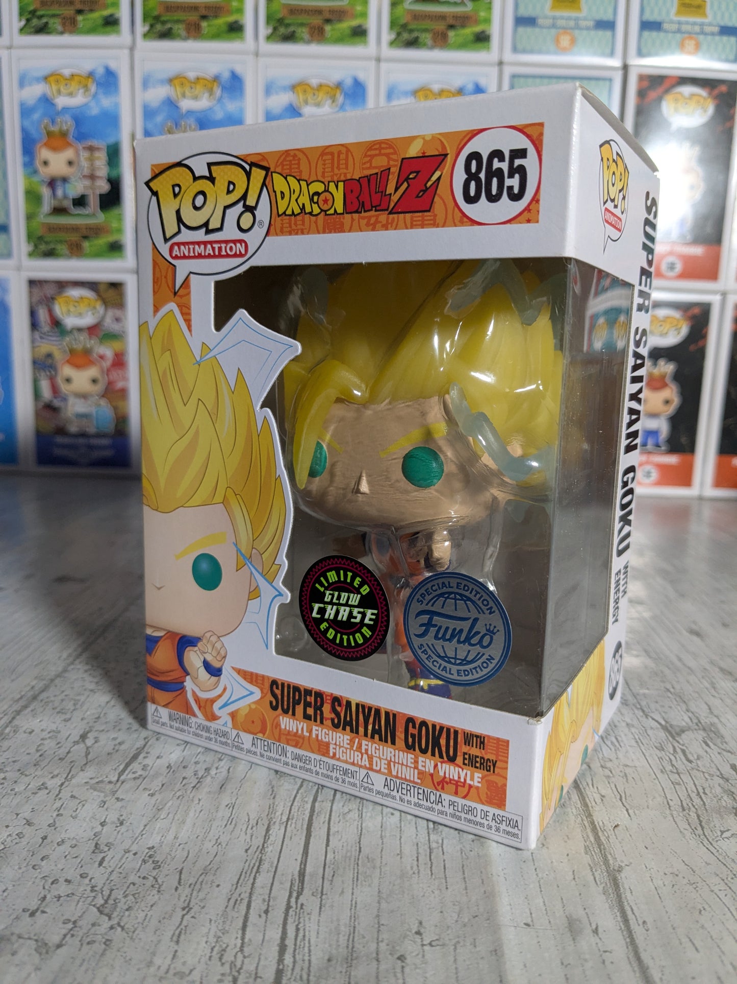 Funko pop 865 : Super Saiyan Goku with Energy (Chase)