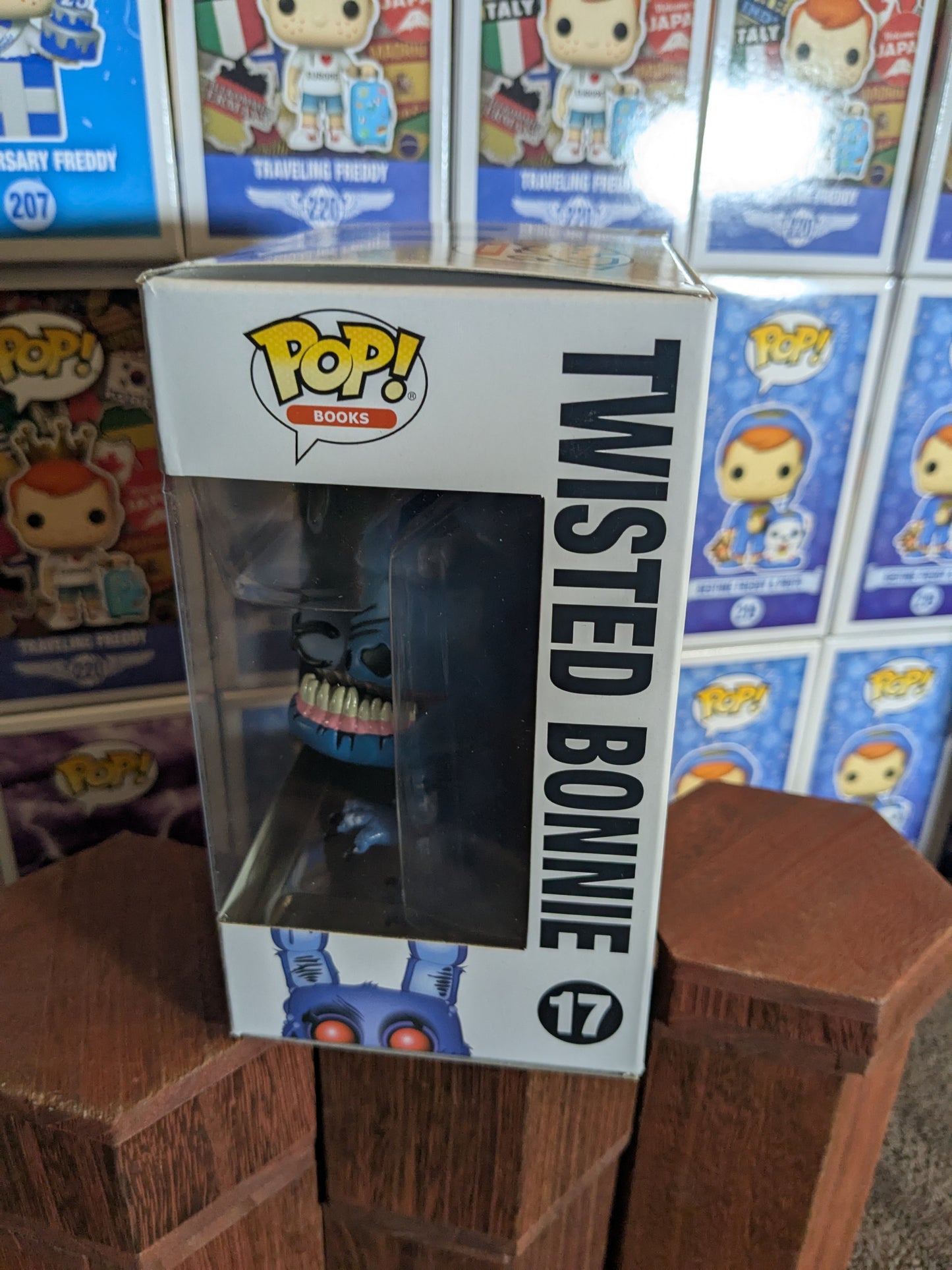 Funko Pop 17: Twisted Bonnie