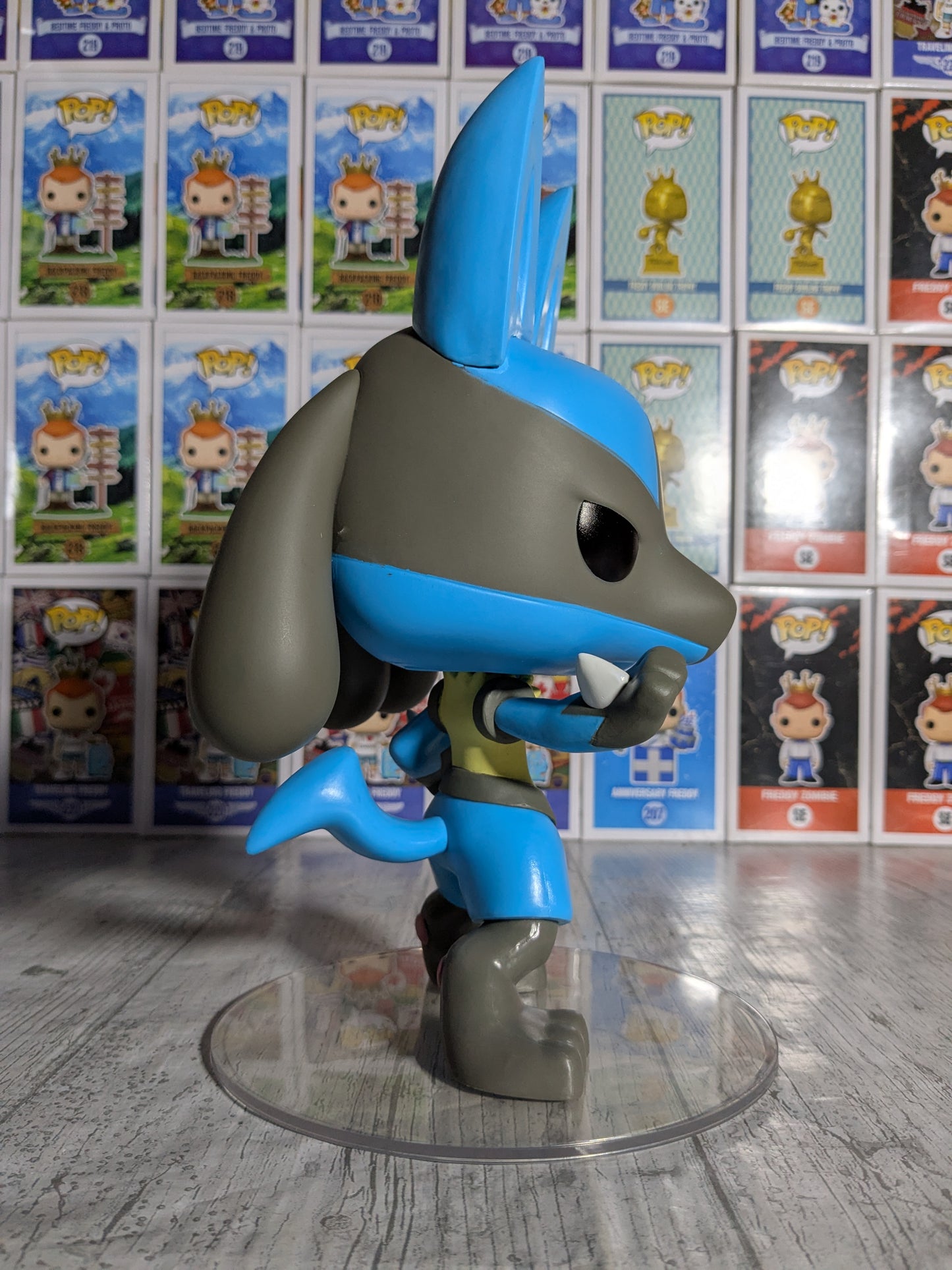 Funko pop 863 : Lucario (Opened)