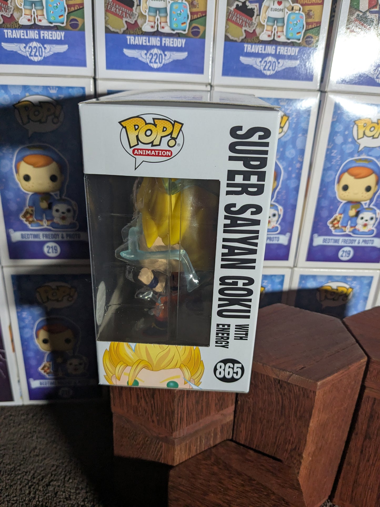 Funko pop 865 : Super Saiyan Goku with Energy