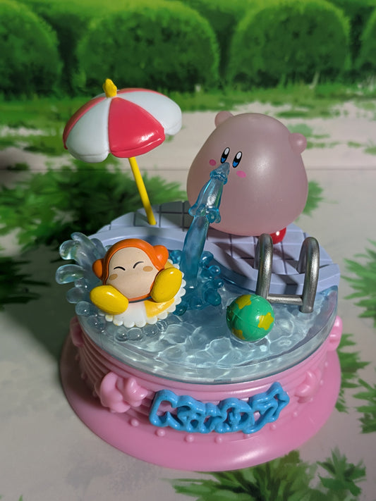 Re-Ment - Kirby in Pop City!! - On s'amuse bien dans l'eau !