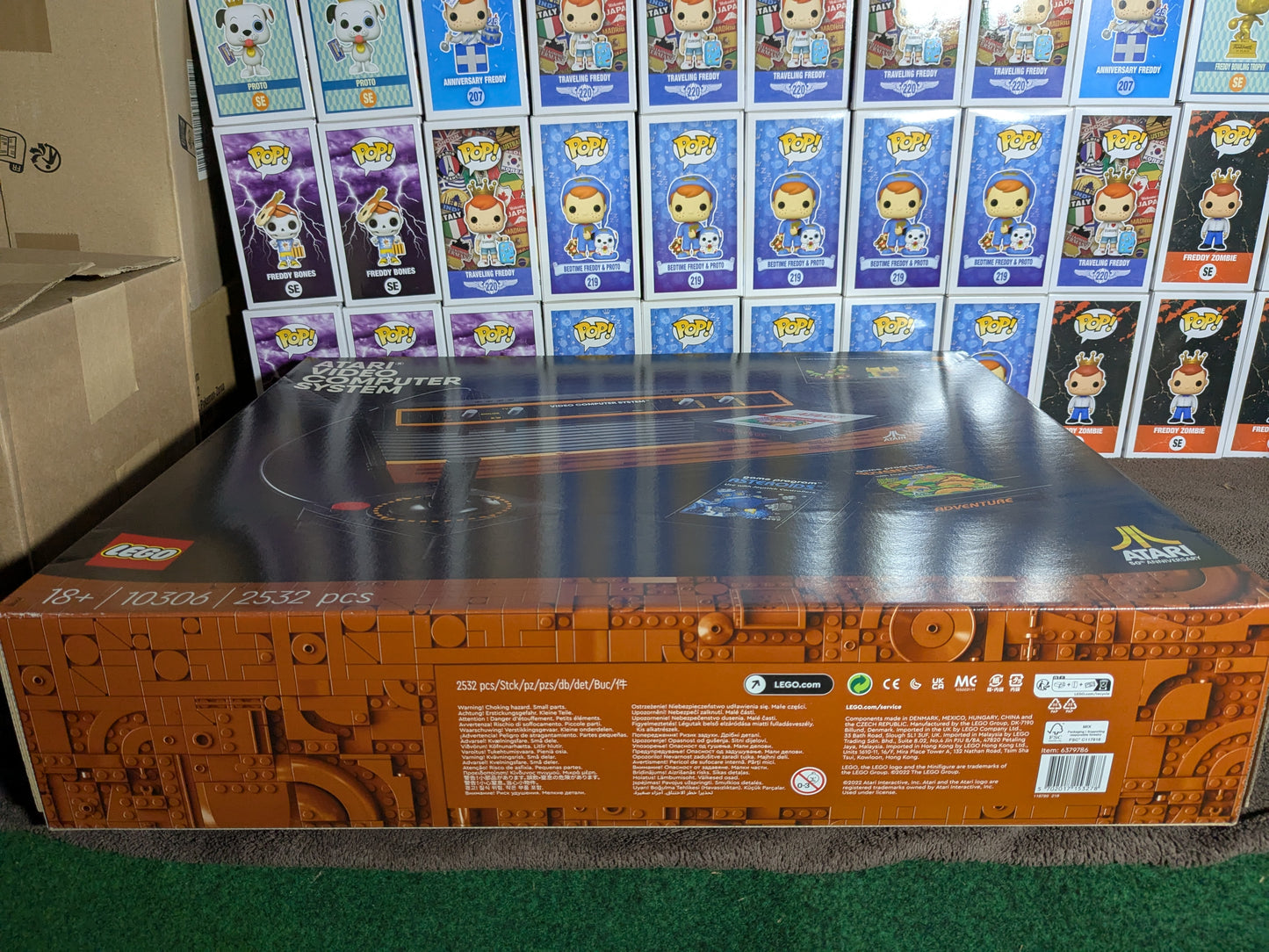 Lego 10306 : Atari Video Computer System (Damaged Box)