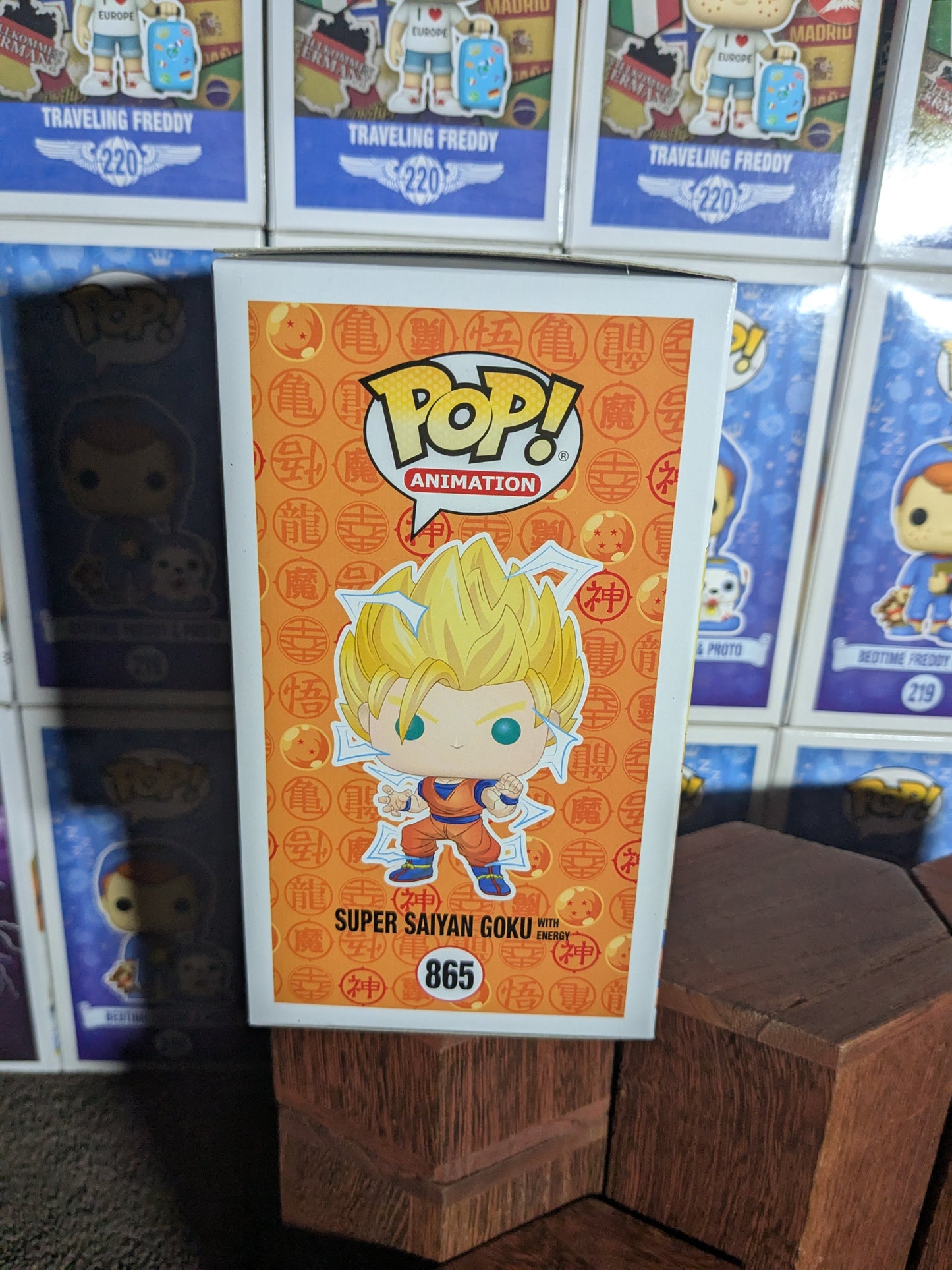 Funko pop 865 : Super Saiyan Goku with Energy