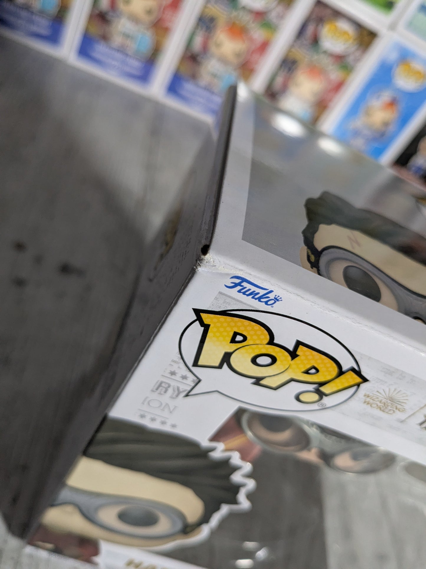 Funko pop 165 : Harry Potter (Damaged Box)