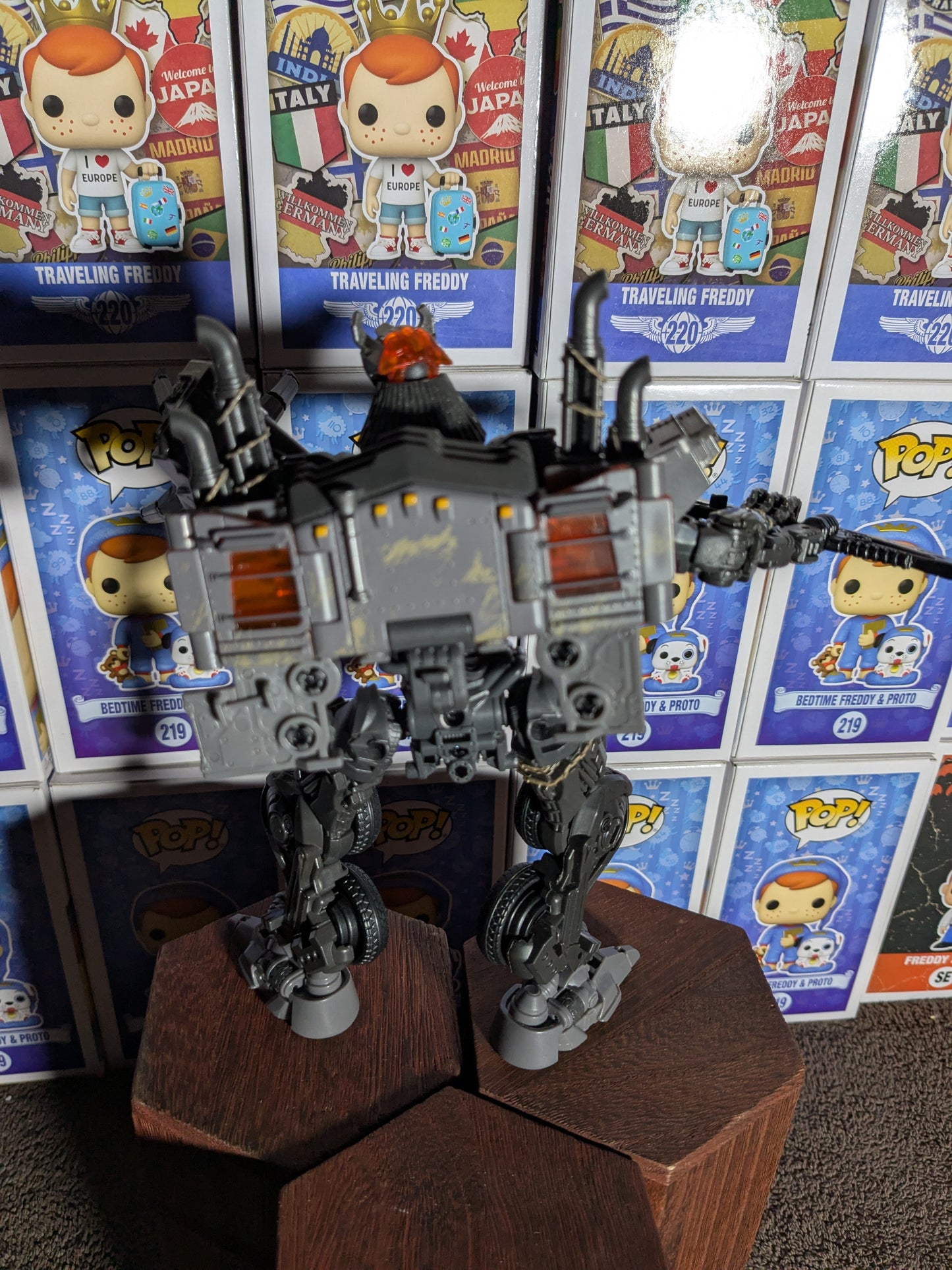 Studio Series 101 : Scourge