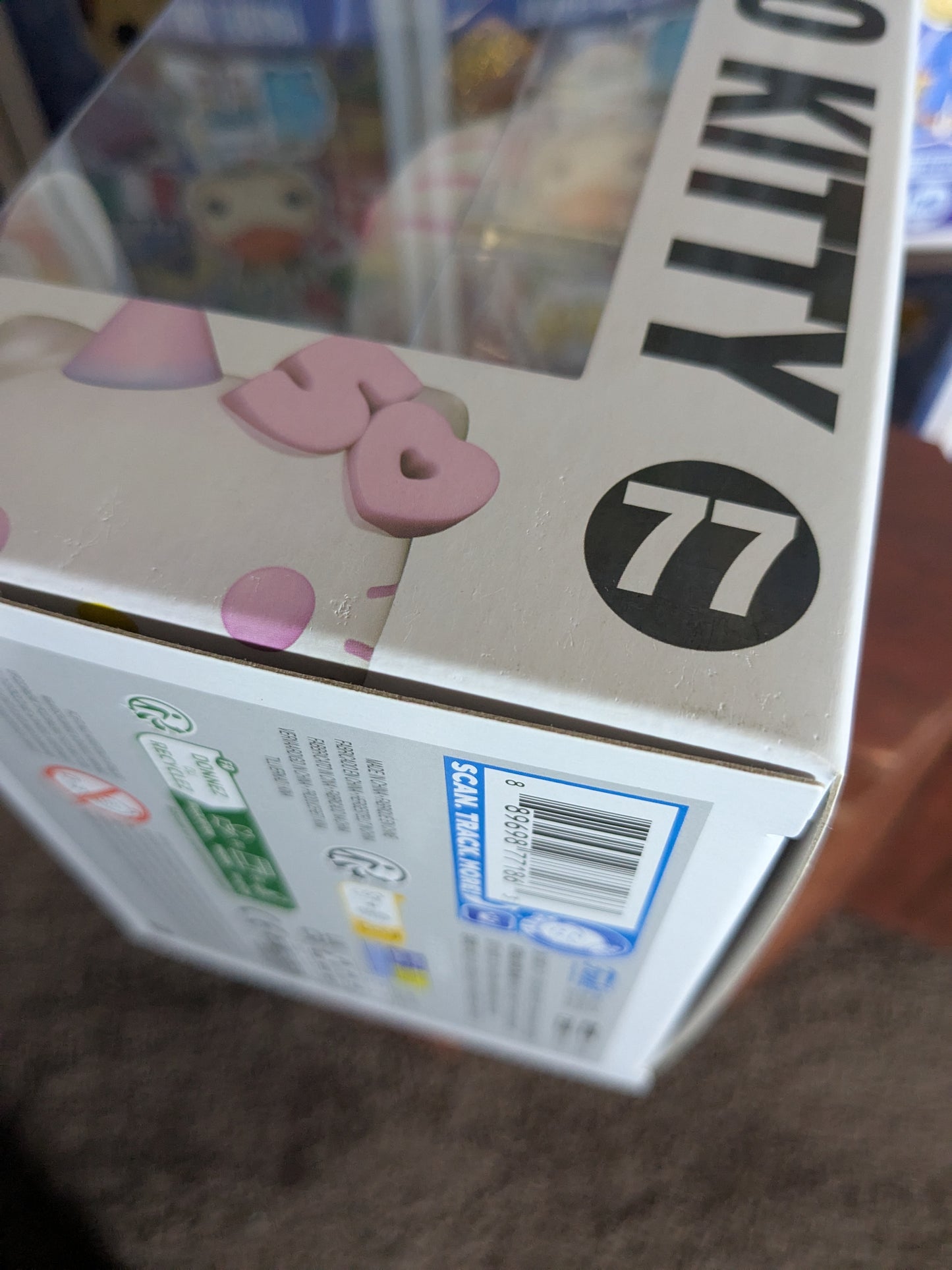 Funko pop 77: Hello Kitty (Glitter)