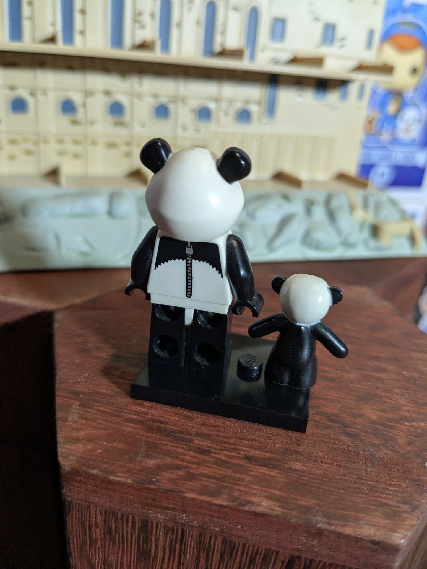 Lego Minifigures : Panda Guy
