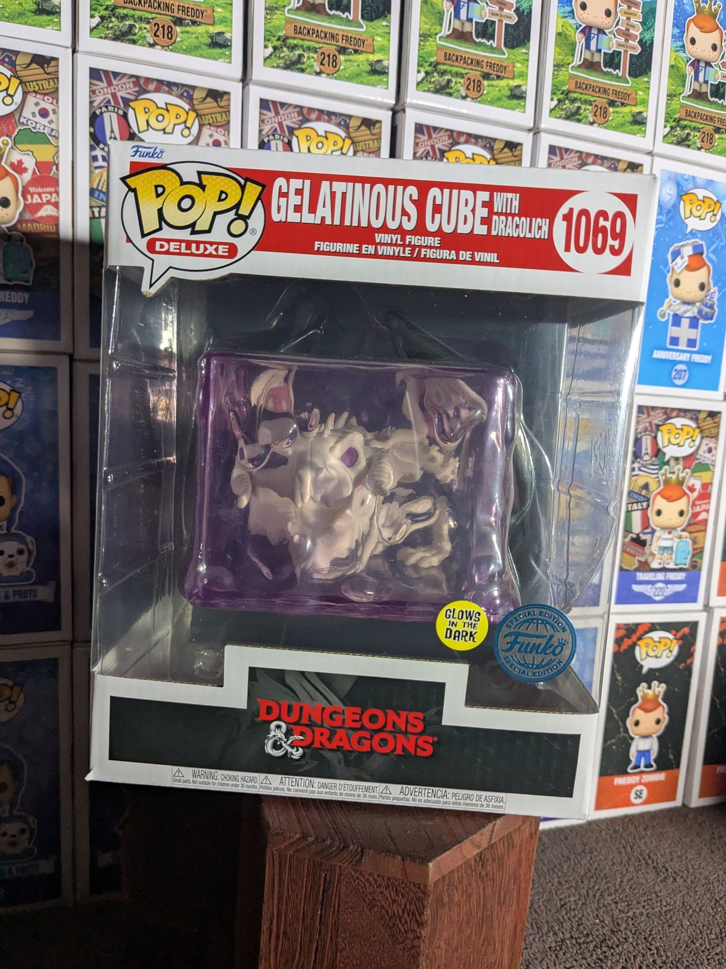 Funko pop 1069: Cubo gelatinoso con Dracolich (plastica luminosa/aperta/danneggiata)