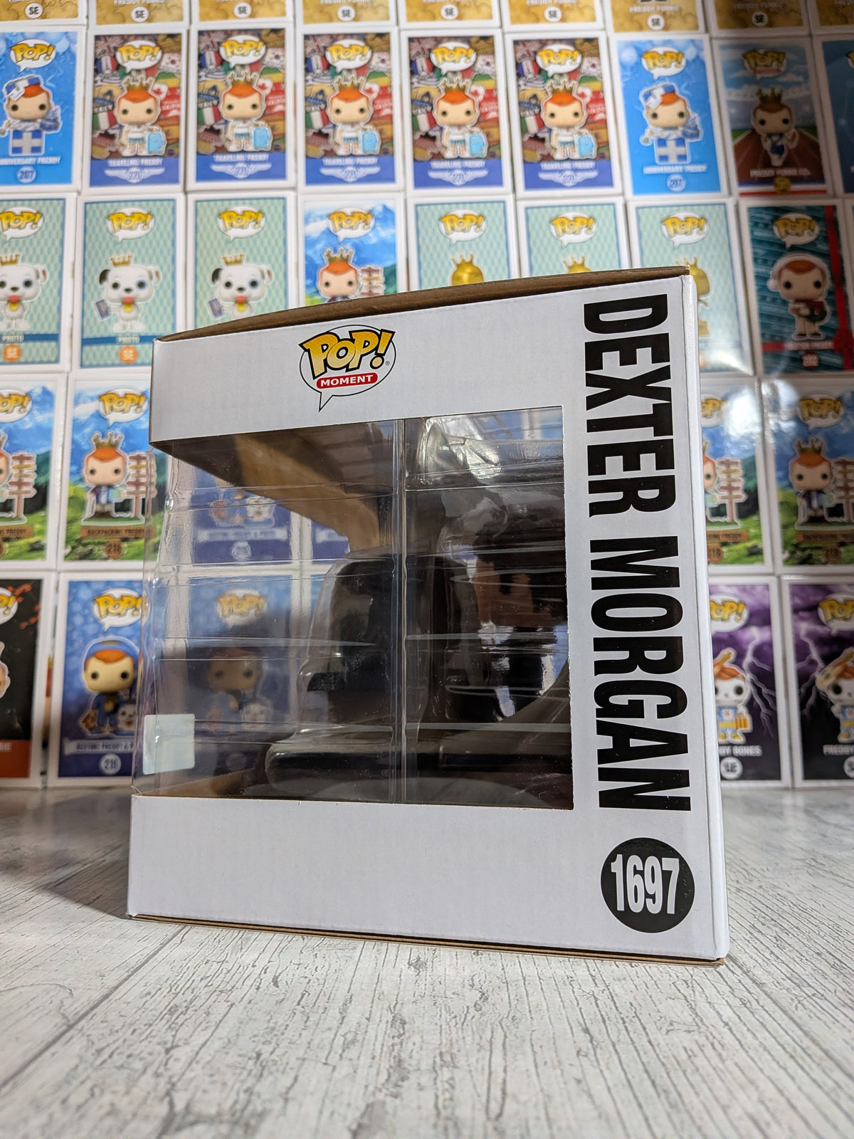 Funko Pop! Television - #1697 - Dexter Morgan (Pop! Moment / Web Exclusive)
