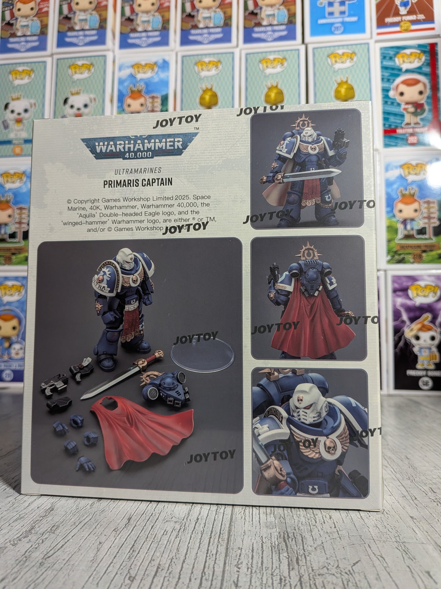 JoyToy Warhammer 40k - Ultramarines Primaris Captain (12cm)