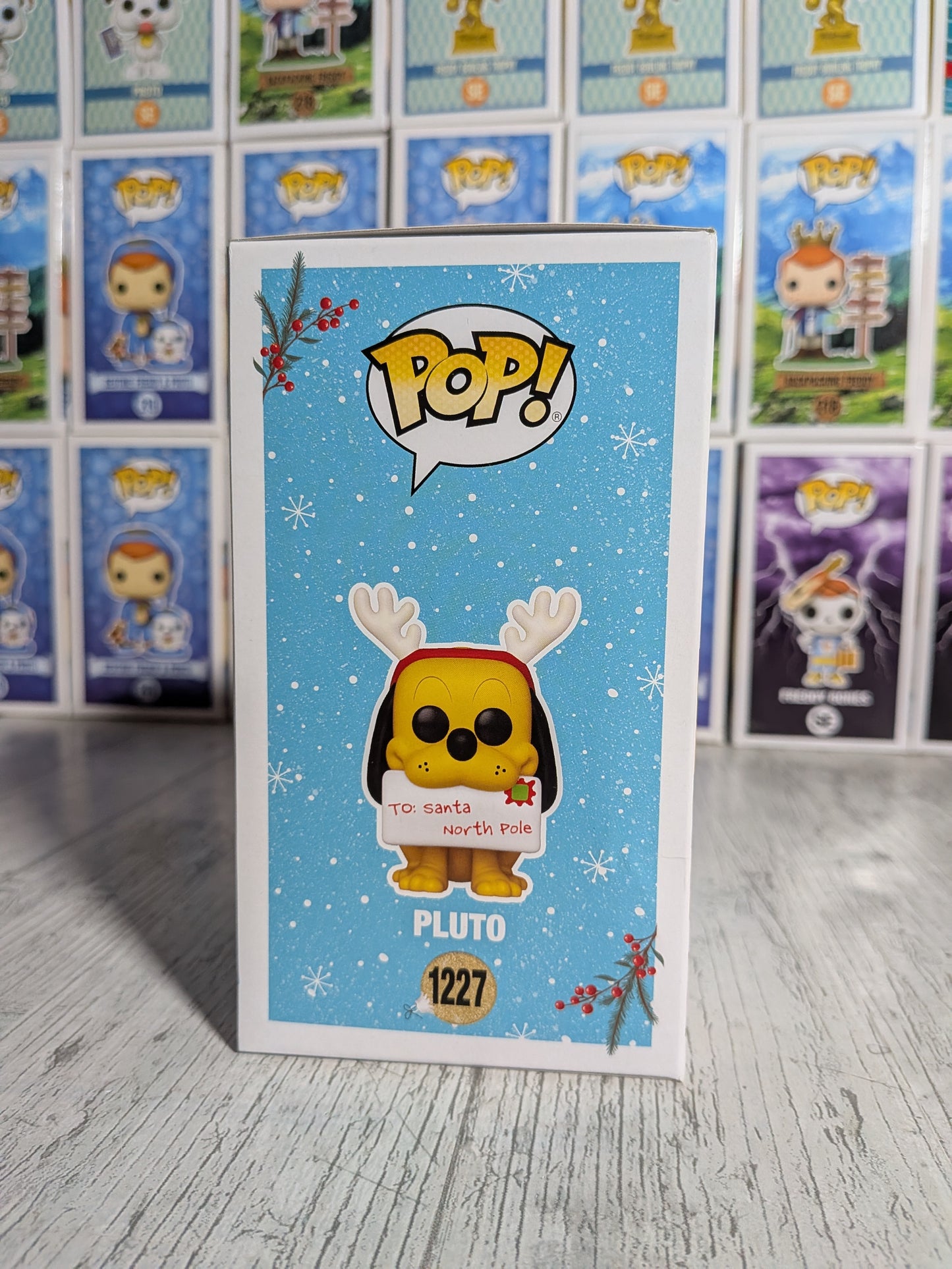 Funko Pop Disney #1227 - Pluto (Flocked)