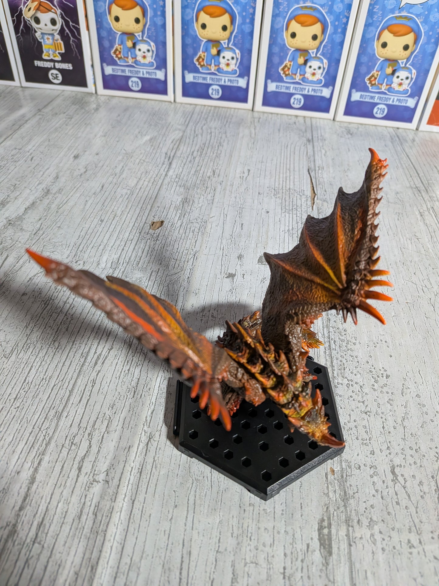 Capcom Figure Builder - CFB Vol. 26 - Monster Hunter Rise Sunbreak - Subspecies Espinas - env. 10cm