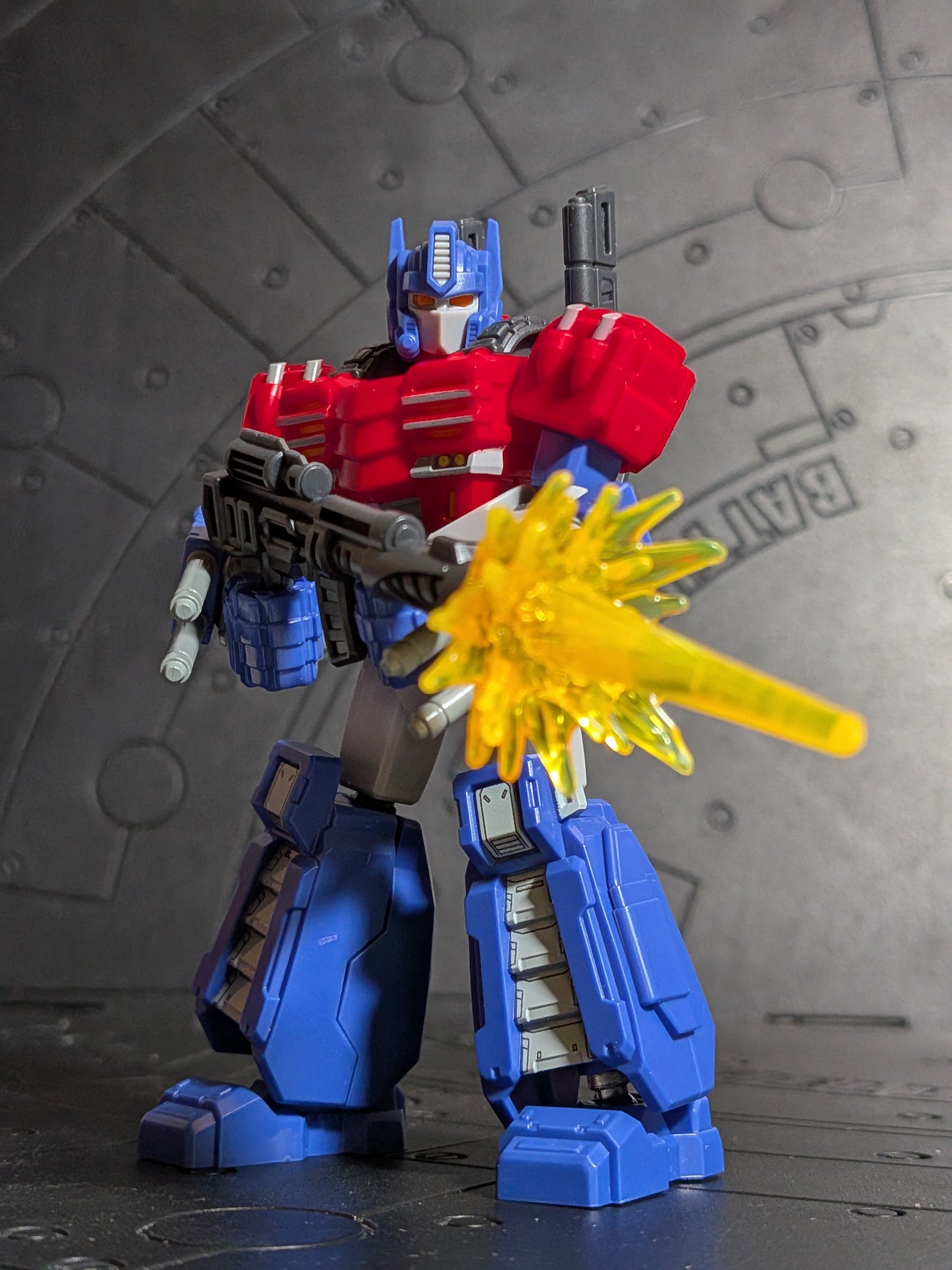 Blokees - Transformers Galaxy Version 06 - Optimus Prime (IDW / Parallel Universe Version) (~10-12cm)