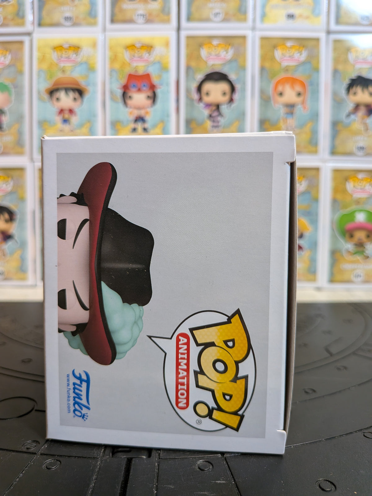 Funko Pop! One Piece #1521 - Dracule Mihawk (Funko Exclusive)