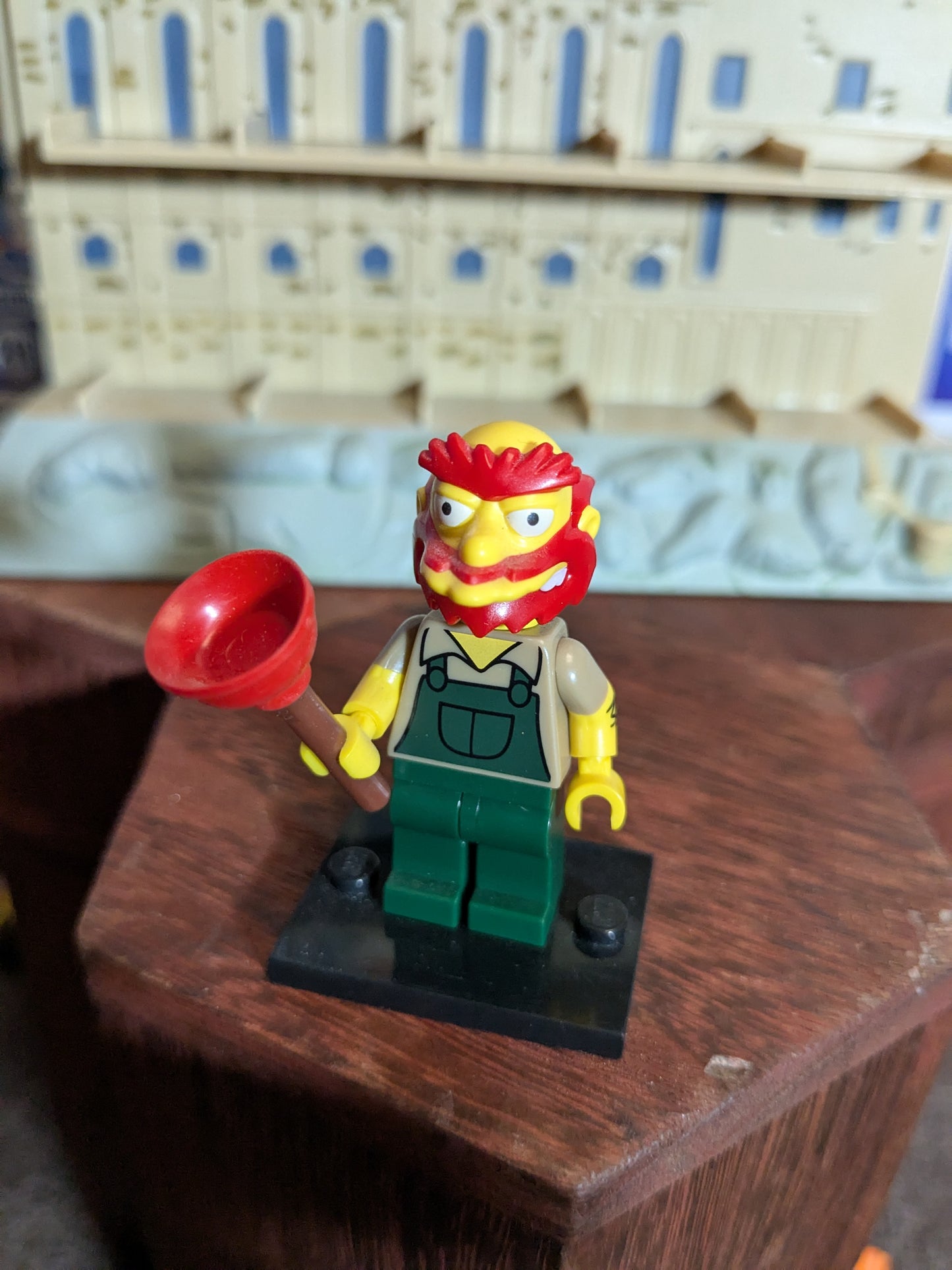 Lego Minifigures : Groundskeeper Willie