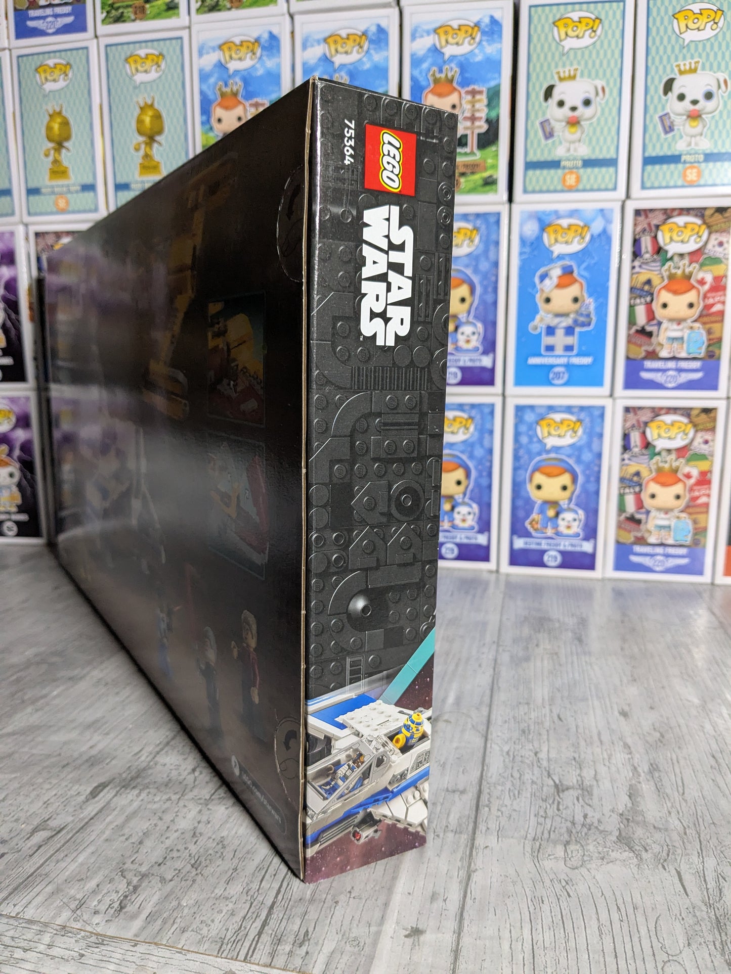 LEGO Star Wars #75364 – E-Wing der Neuen Republik gegen Shin Hatis Sternenjäger