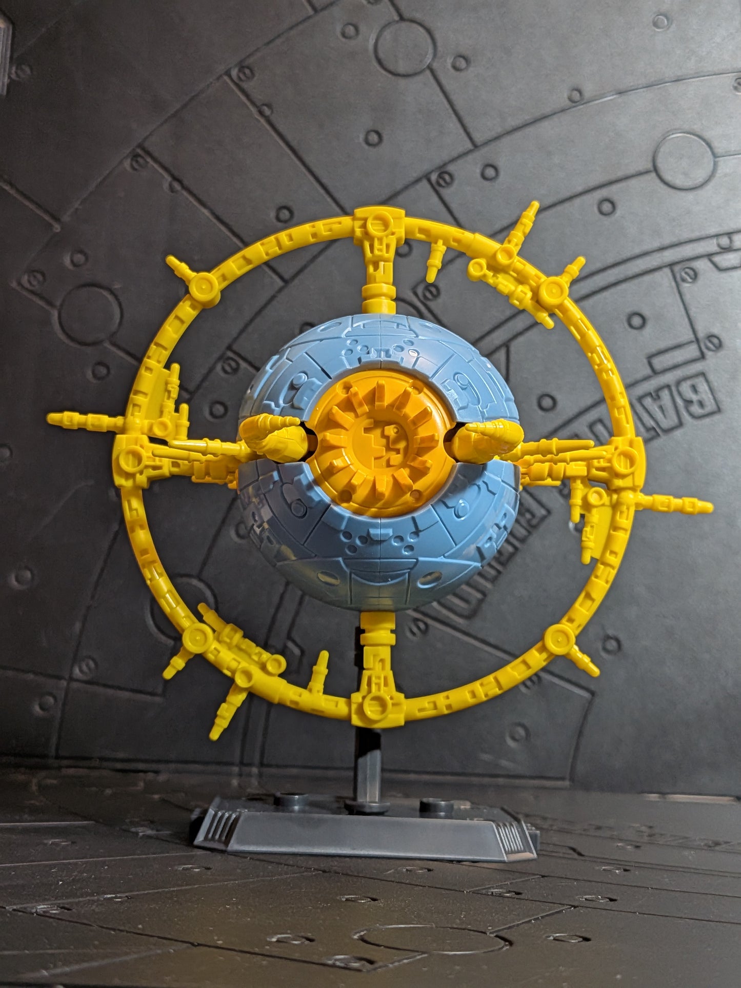 Blokees - Transformers Galaxy Version 09 - Unicron-Planet (~10-12cm)