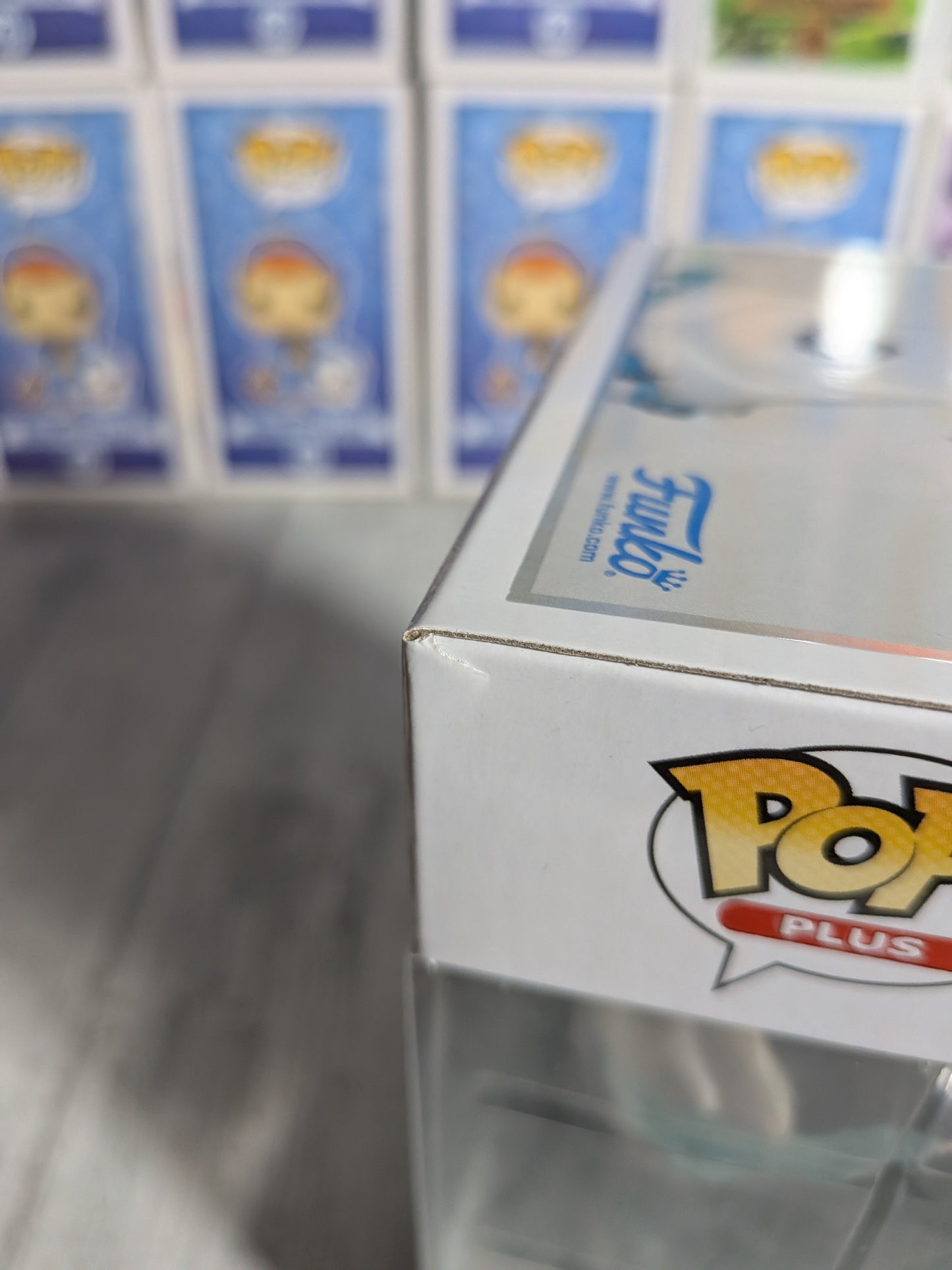 Funko pop Kaiju No. 8 #2084 - Kaiju No. 8 (Chase)