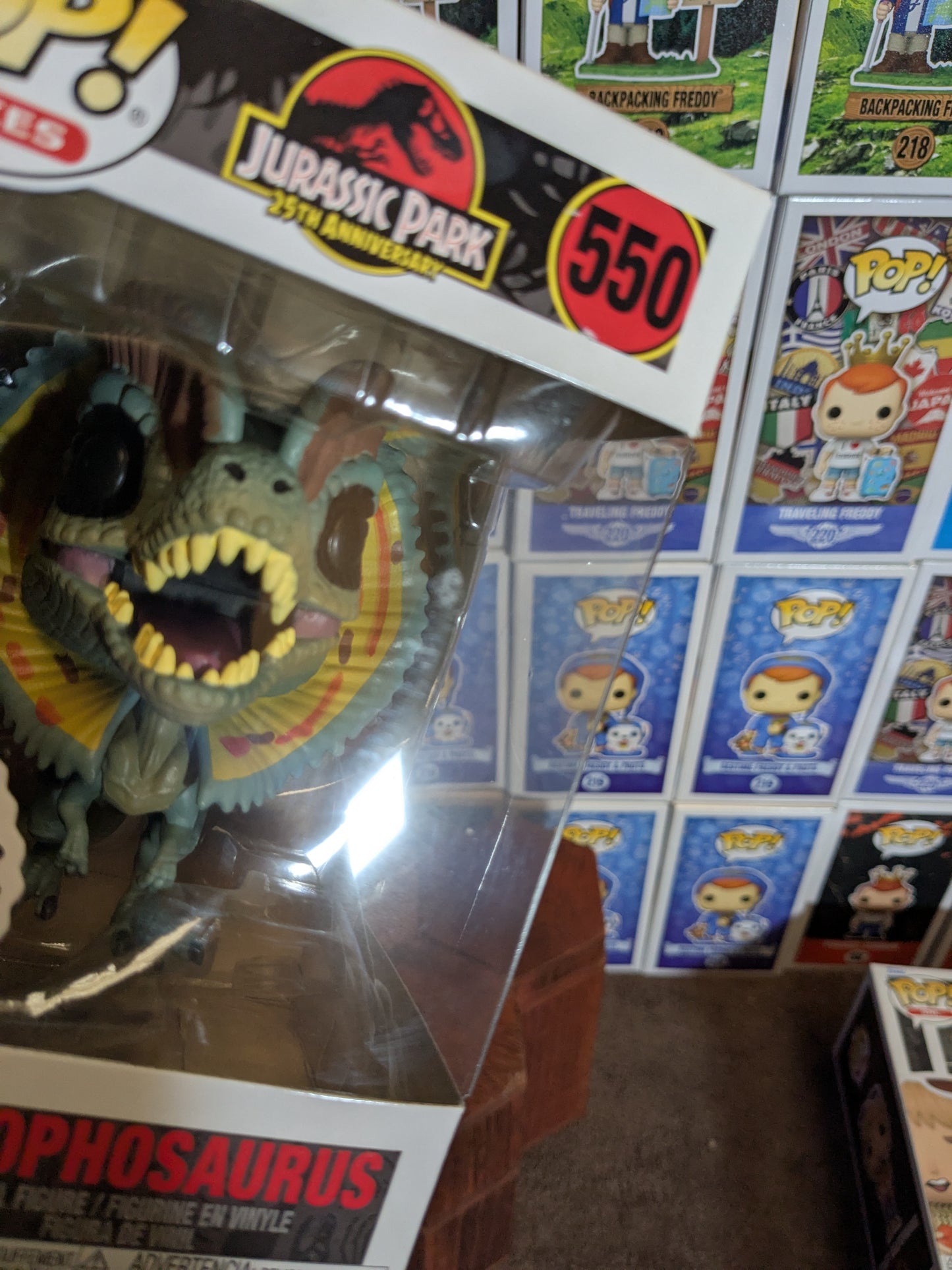 Funko pop 550 : Dilophosaurus