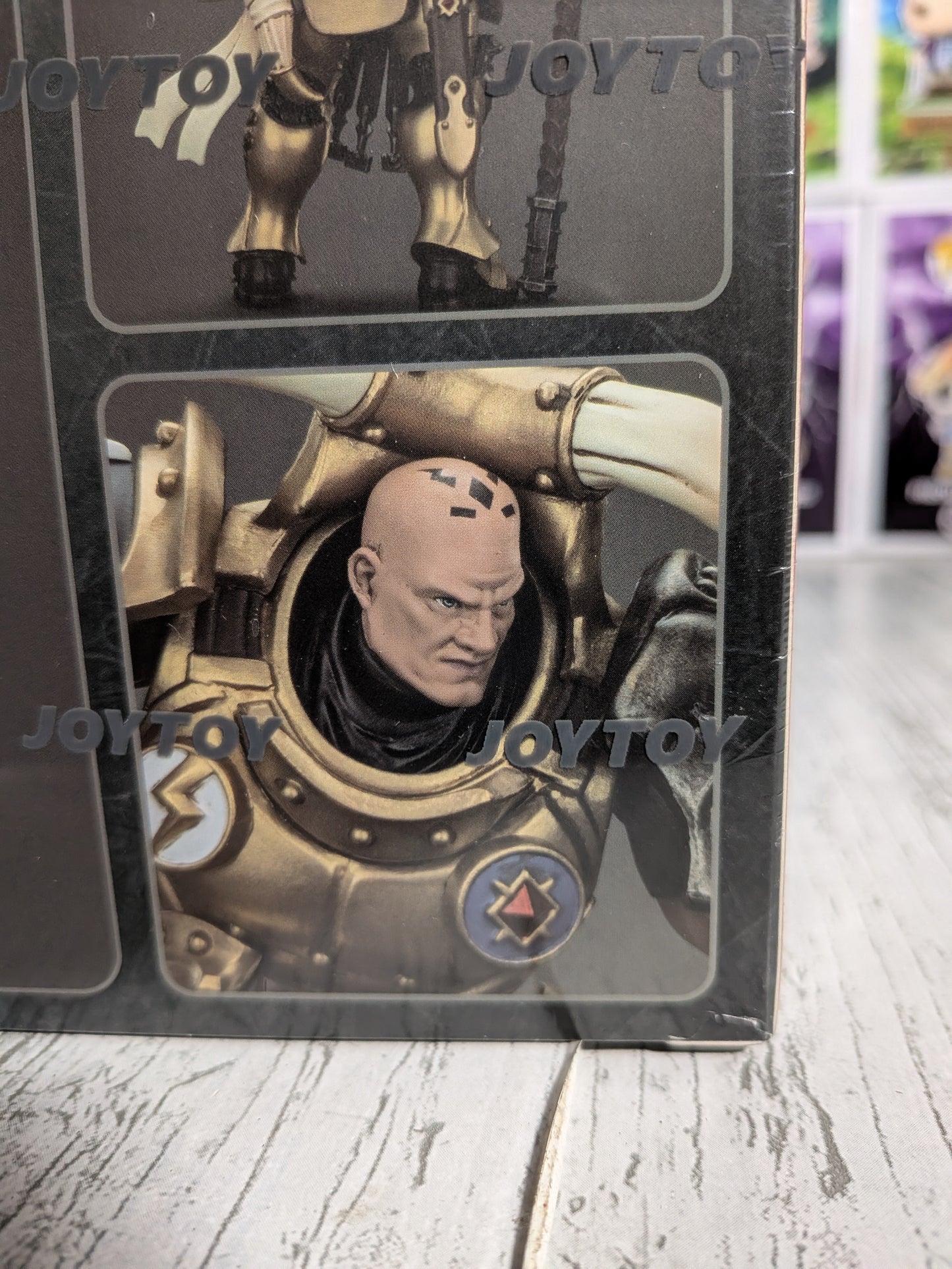 JoyToy Warhammer Age of Sigmar - Stormcast Eternals Die Schwarzklingen Rostus Oxenhammer (13,6cm)