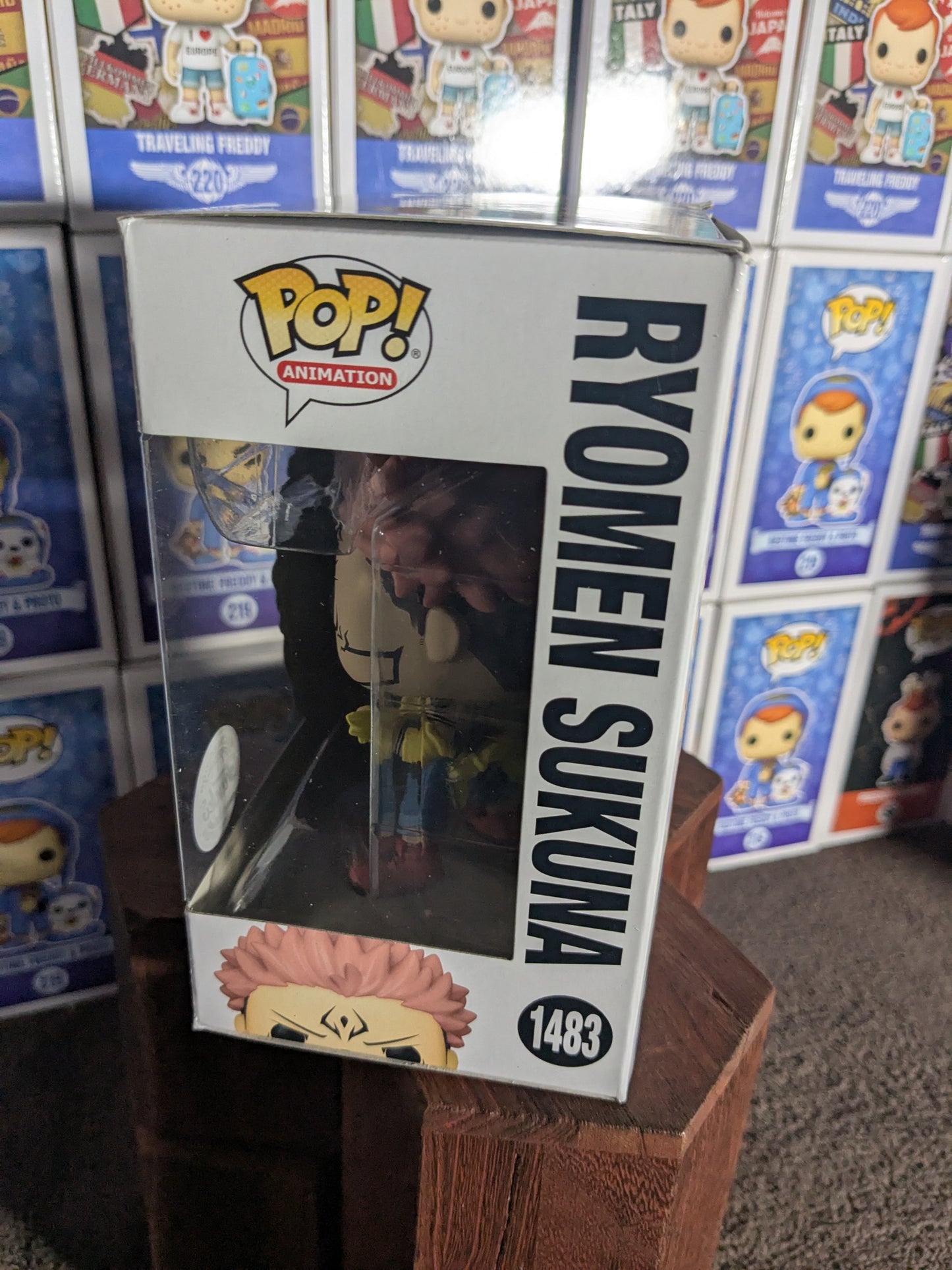 Funko pop 1483 : Ryomen Sukuna Tearing Shirt