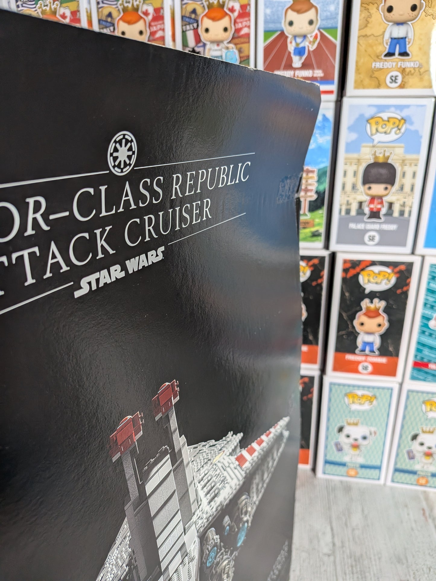LEGO Star Wars #75367 - Venator-Class Republic Attack Cruiser (Beschädigter Karton)