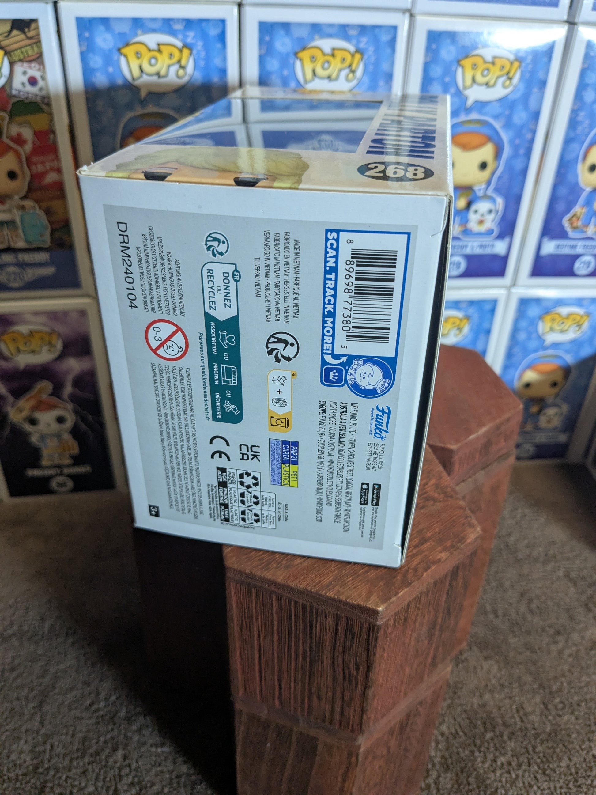 Funko pop 268 : Dolly Parton (Diamond) - CapyToys