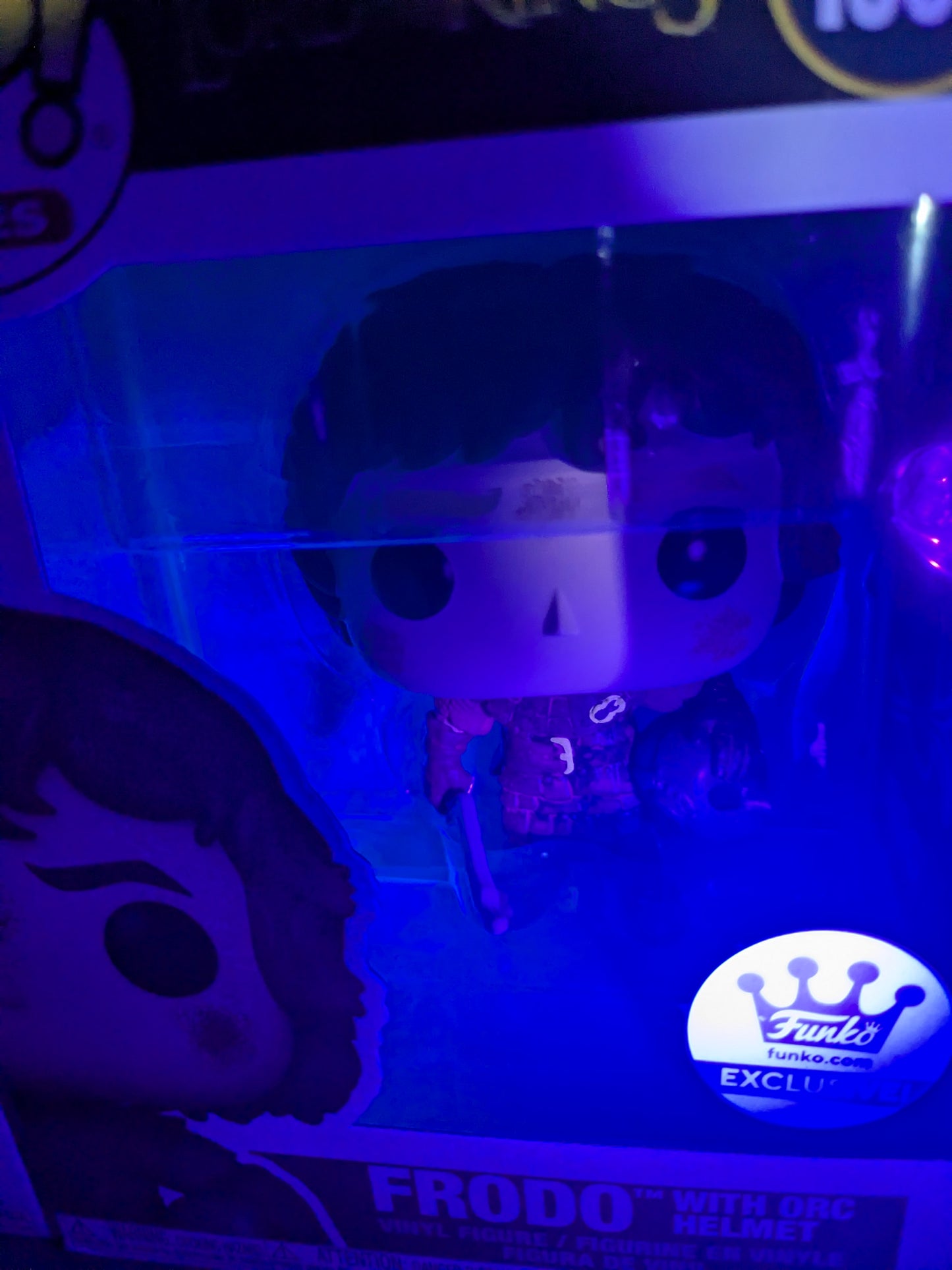 Funko pop 1565 : Frodo with orc helmet