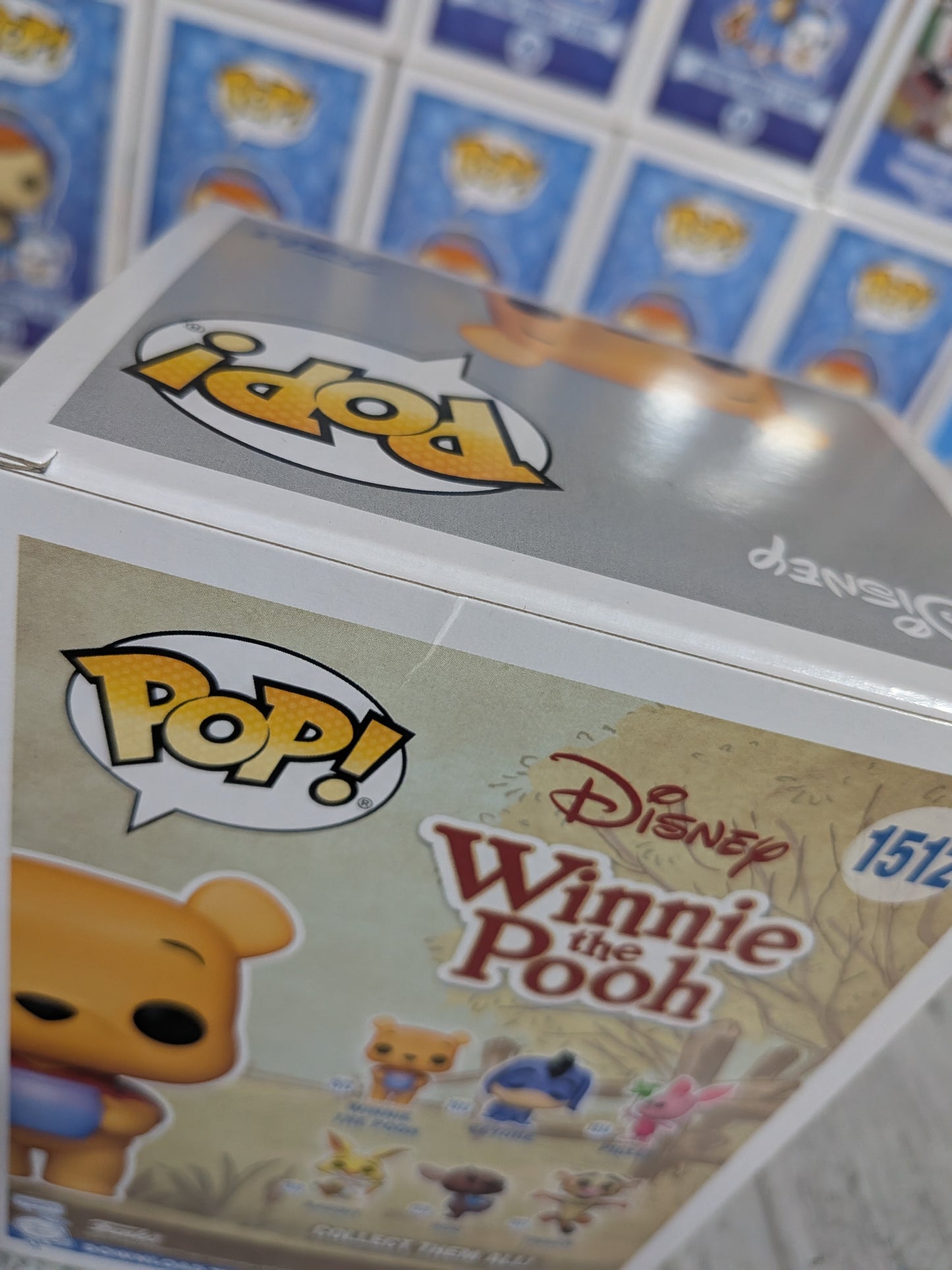 Funko Pop Disney Winnie the Pooh #1512 - Winnie the Pooh (5000 Stück/Beflockt/Beschädigte Box)
