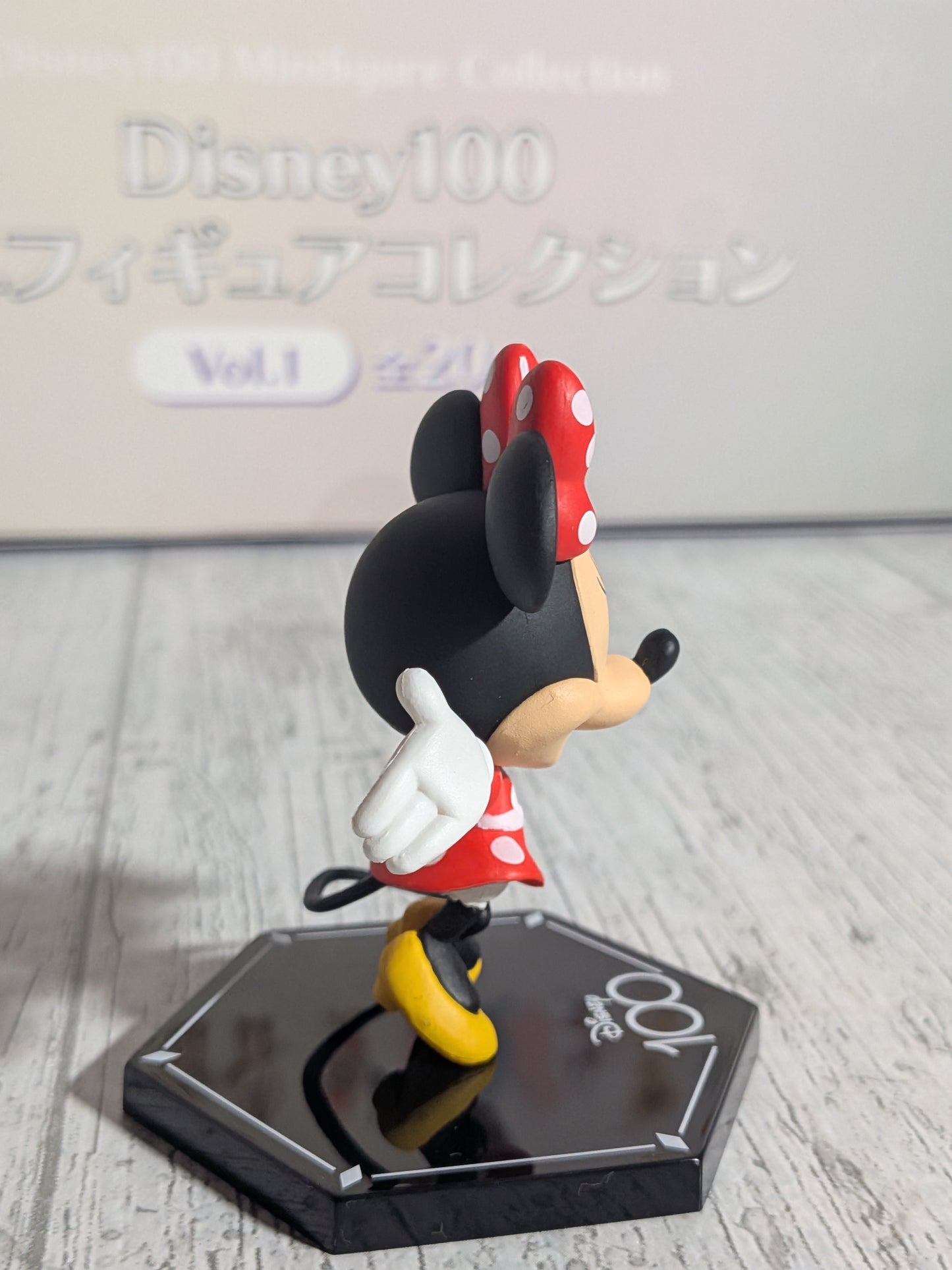 eStream Disney 100 Mini Figure Collection Vol.1 - Minnie Mouse